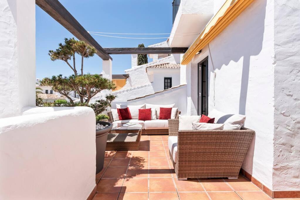 Luxury Apartment in Marbella Aldea Blanca close by Beautiful Port and Beaches of Puerto Banús