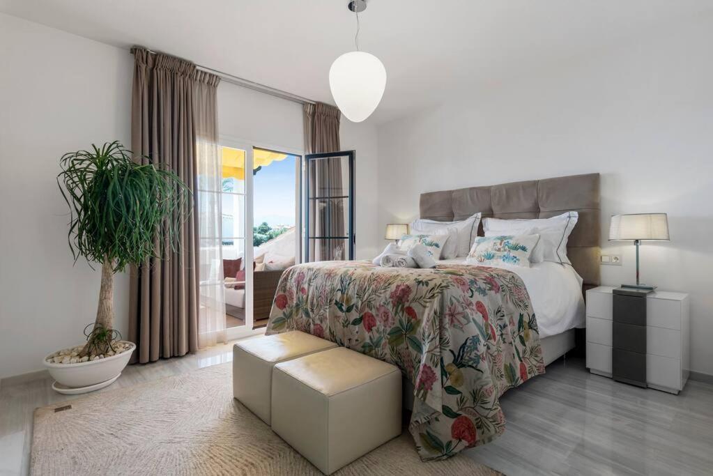 Luxury Apartment in Marbella Aldea Blanca close by Beautiful Port and Beaches of Puerto Banús