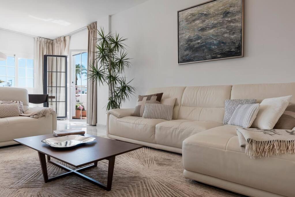 Luxury Apartment in Marbella Aldea Blanca close by Beautiful Port and Beaches of Puerto Banús