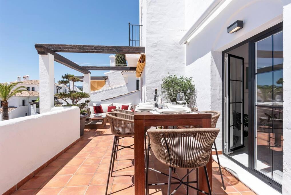 Luxury Apartment in Marbella Aldea Blanca close by Beautiful Port and Beaches of Puerto Banús
