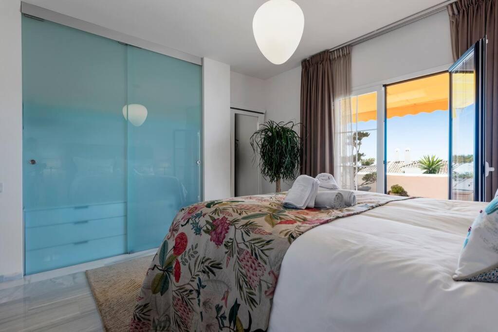 Luxury Apartment in Marbella Aldea Blanca close by Beautiful Port and Beaches of Puerto Banús