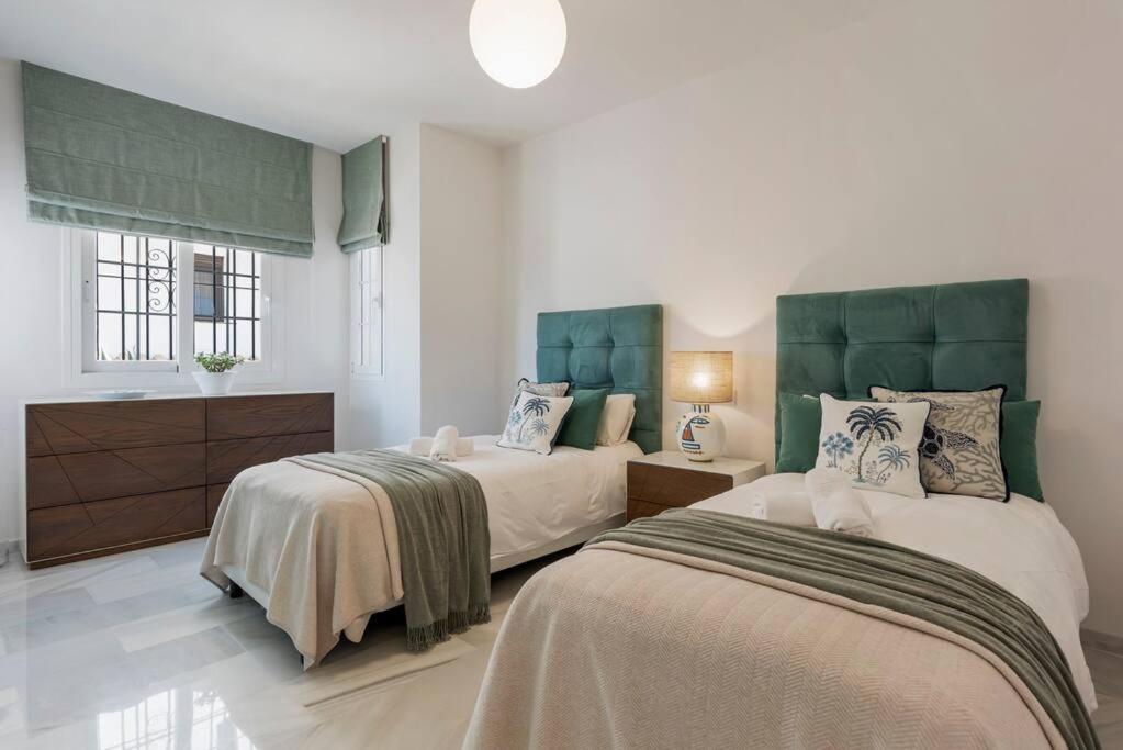 Luxury Apartment in Marbella Aldea Blanca close by Beautiful Port and Beaches of Puerto Banús