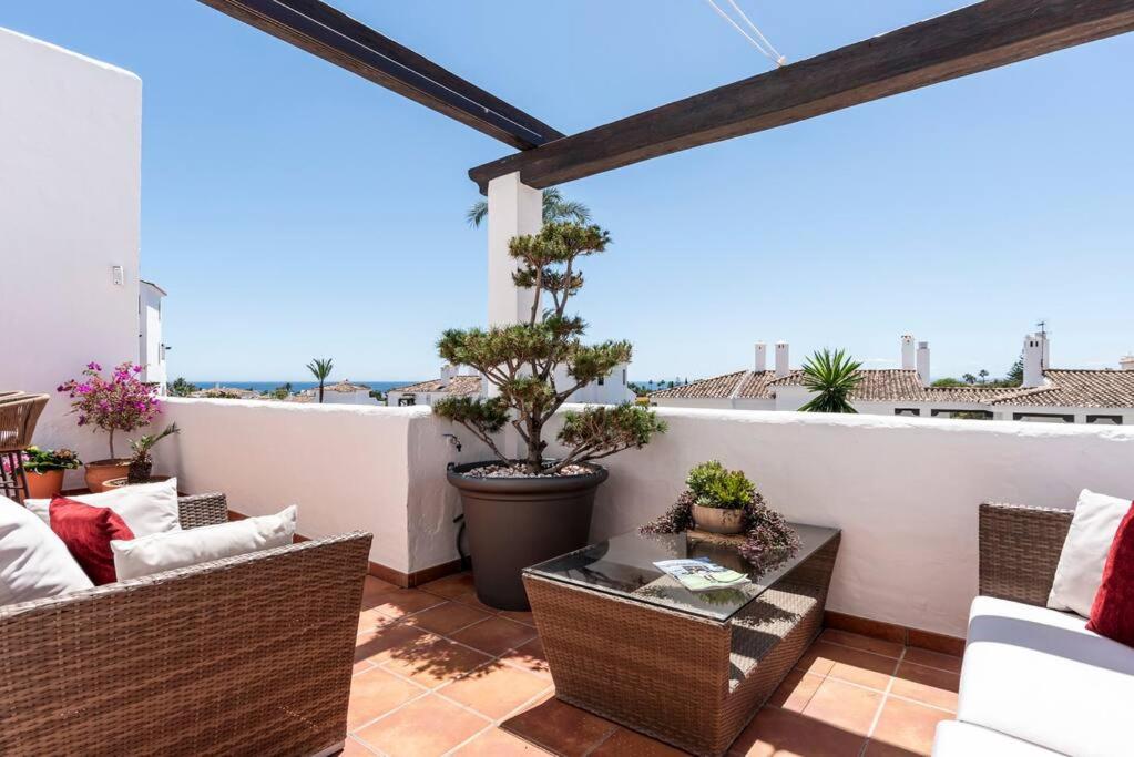Luxury Apartment in Marbella Aldea Blanca close by Beautiful Port and Beaches of Puerto Banús