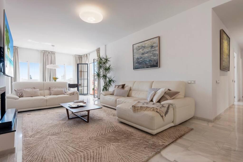 Luxury Apartment in Marbella Aldea Blanca close by Beautiful Port and Beaches of Puerto Banús