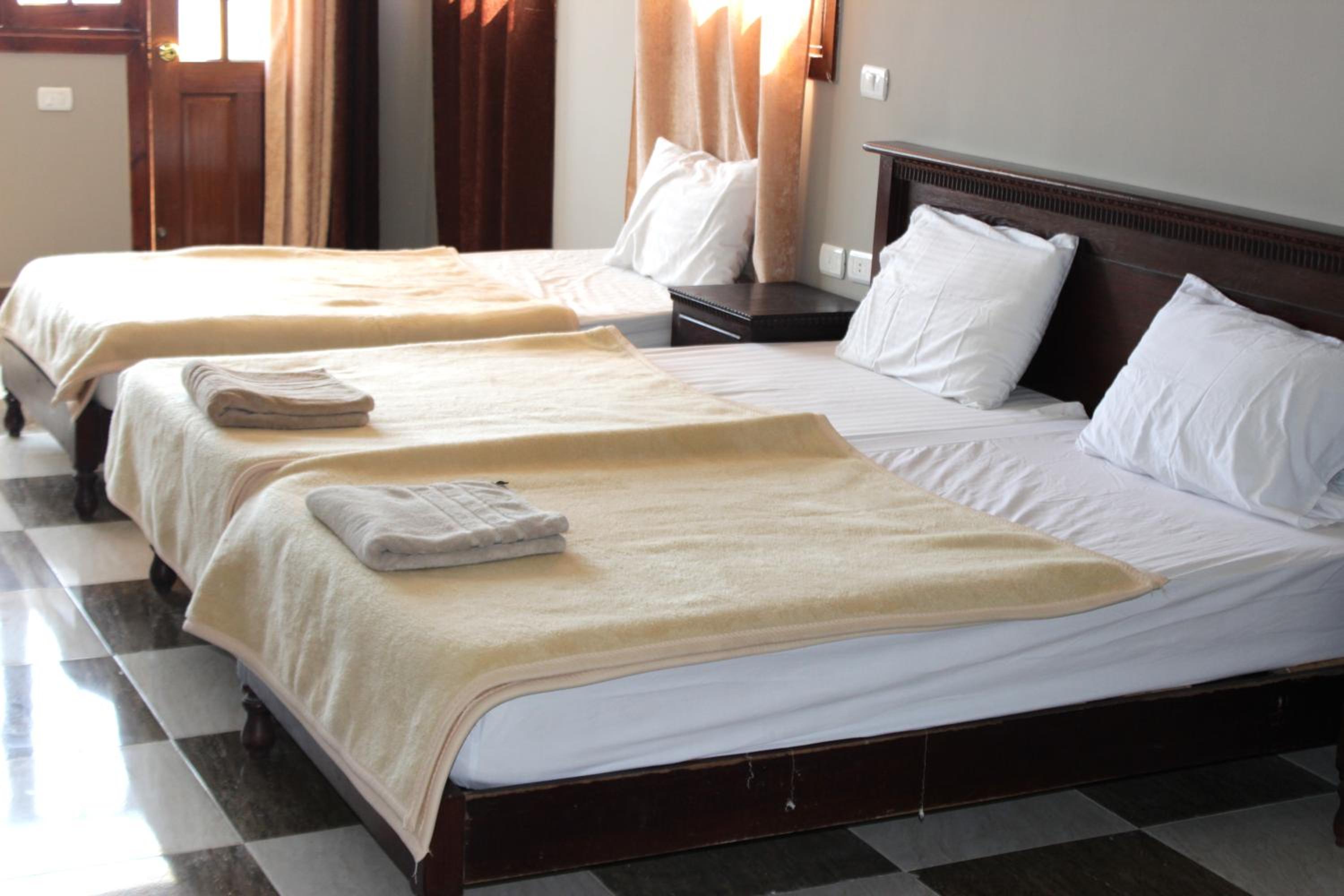 Serenity Lodge
