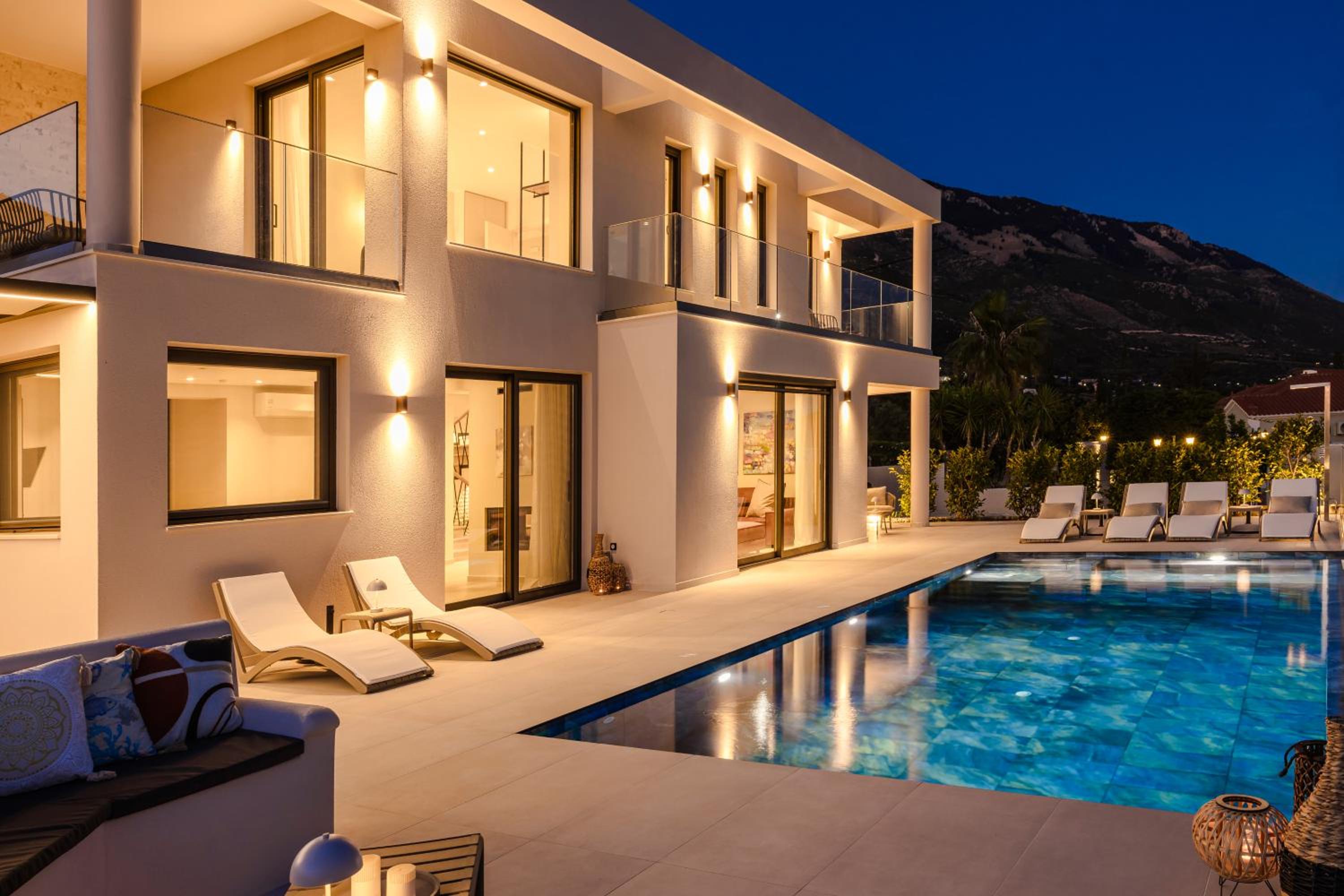 DEOS VILLA
