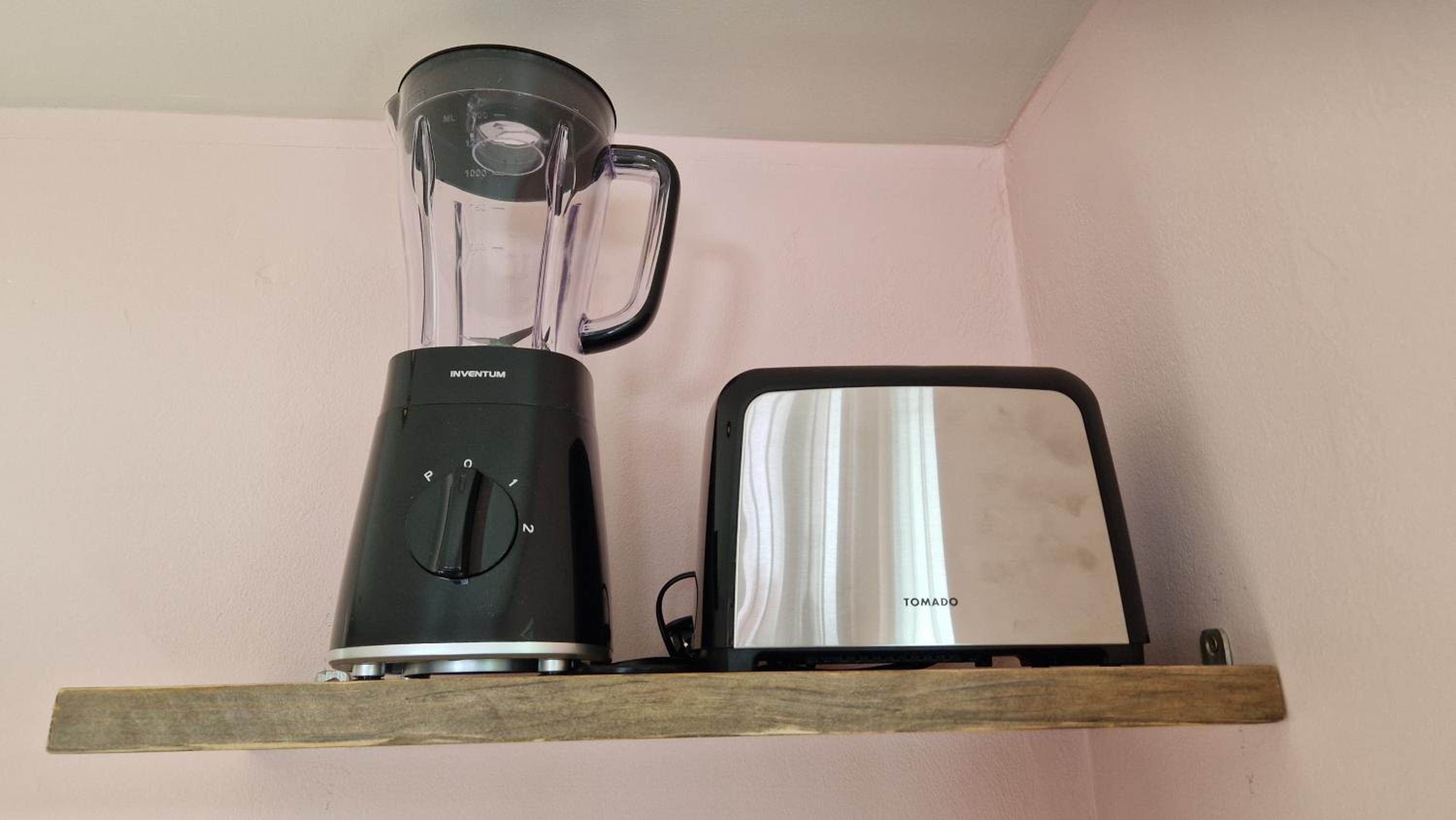 The Pink Panther Apartment, near Mambo Beach Boulevard