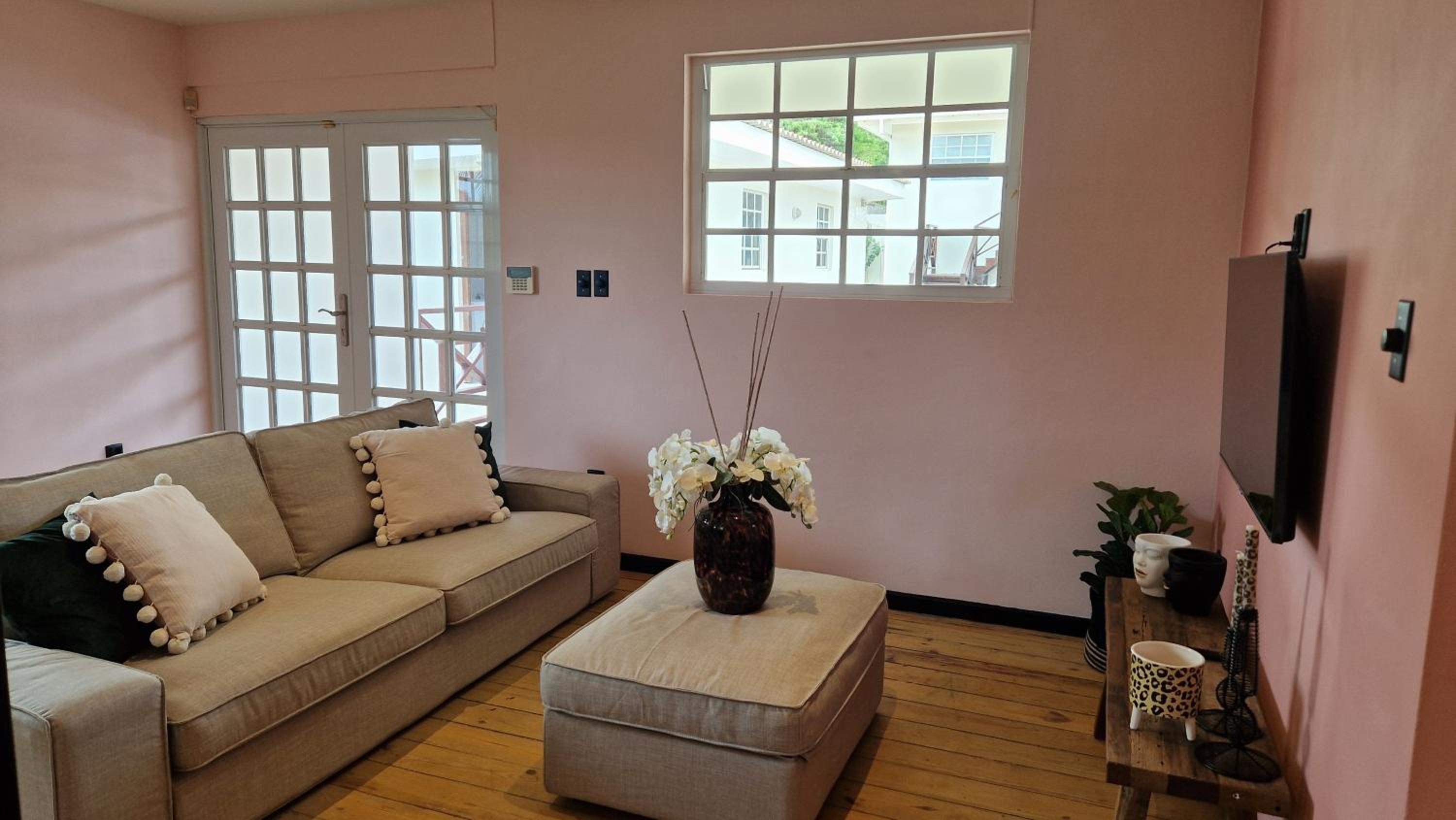 The Pink Panther Apartment, near Mambo Beach Boulevard