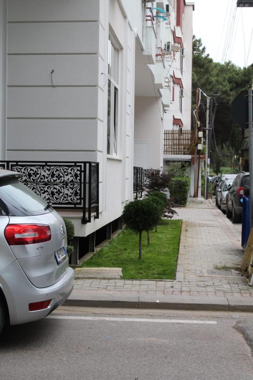 JUSRA Apartment