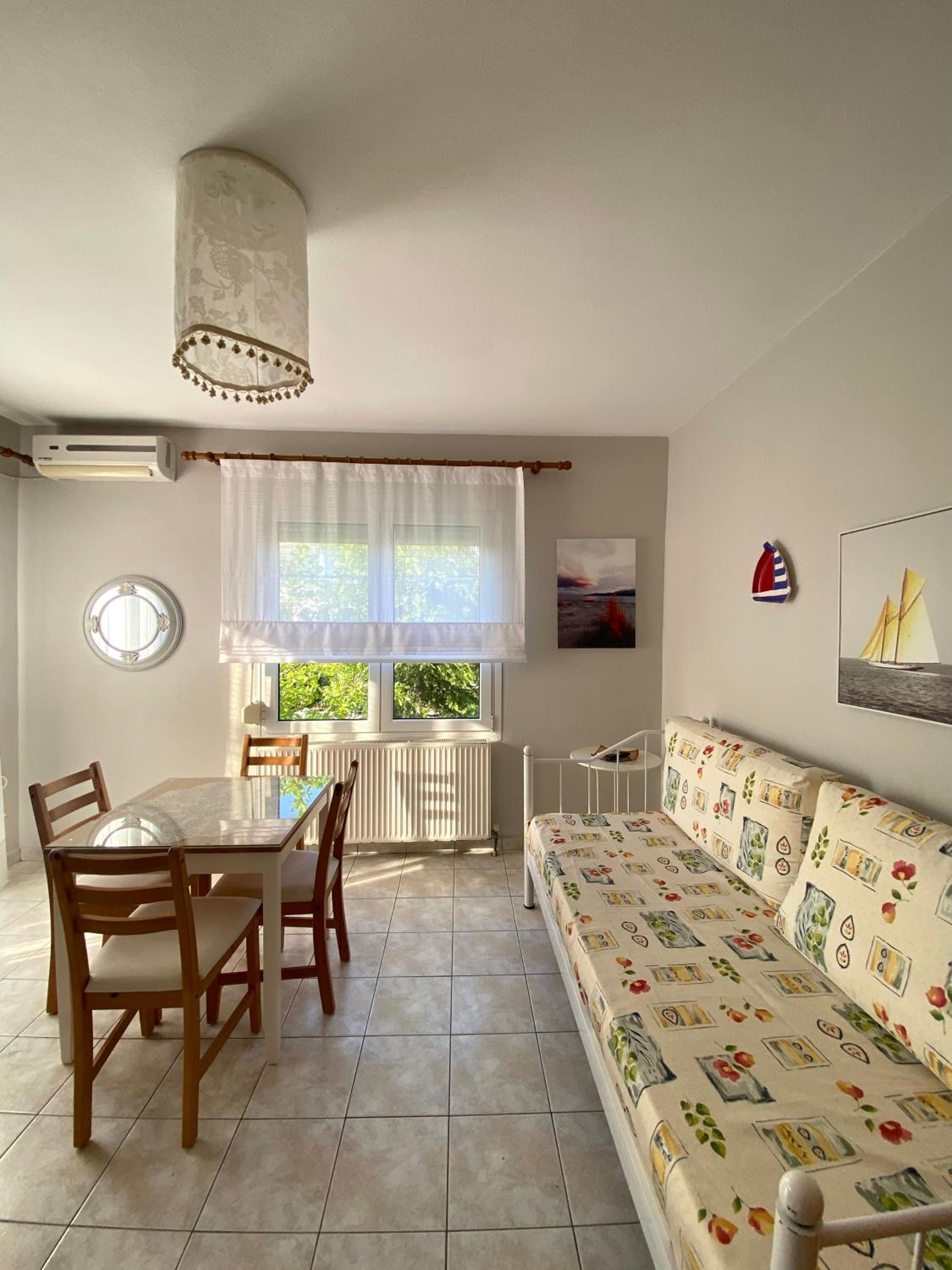 Apartments Thomoglou Giota