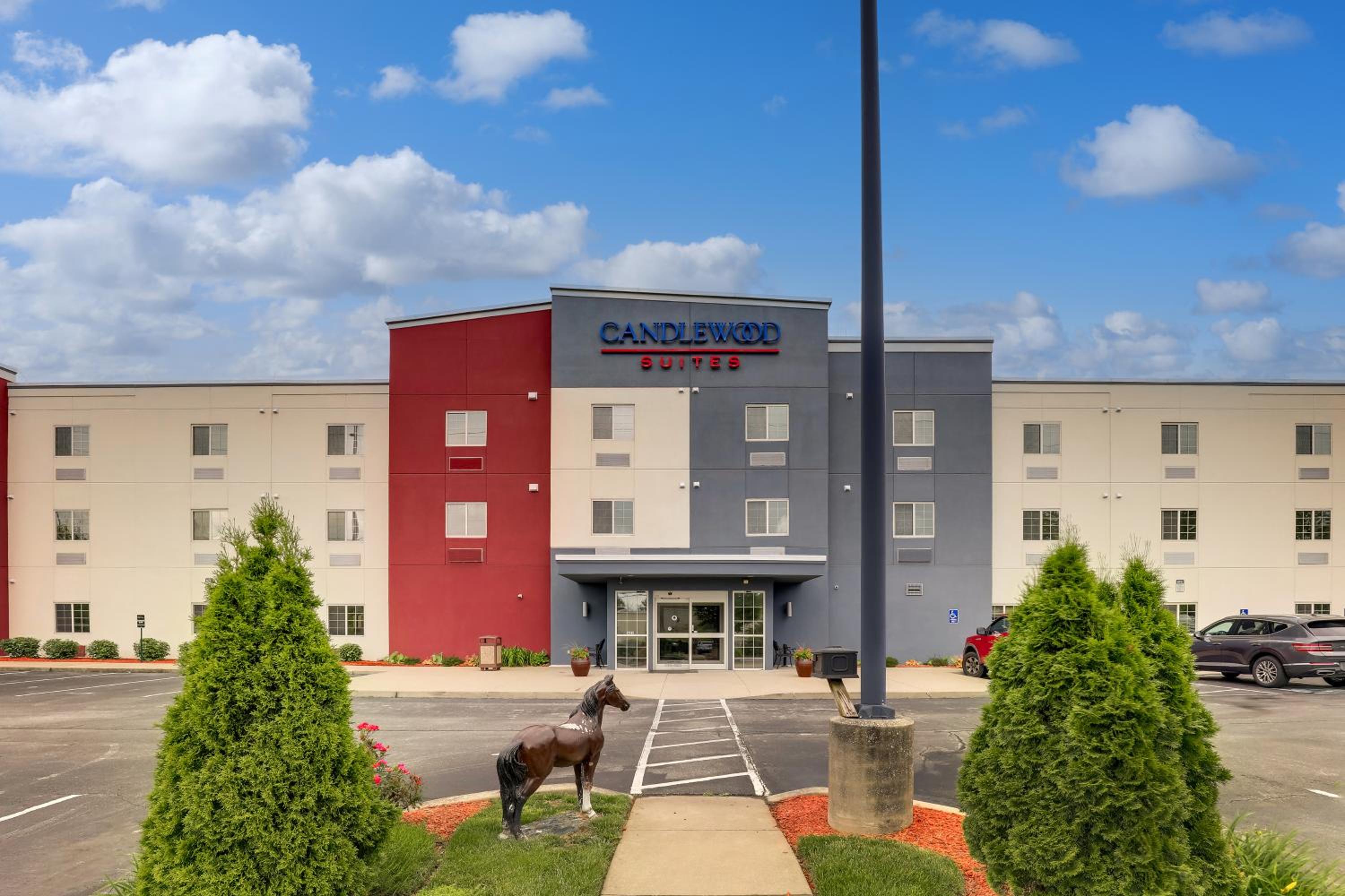Lexington Vacations - Candlewood Suites Lexington, an IHG Hotel - Property Image 4