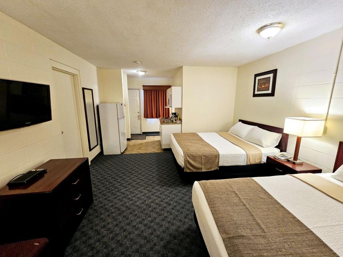 Canadian Motor Inn