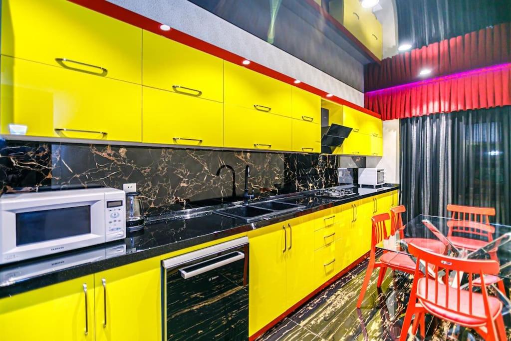 Apartment Bravo