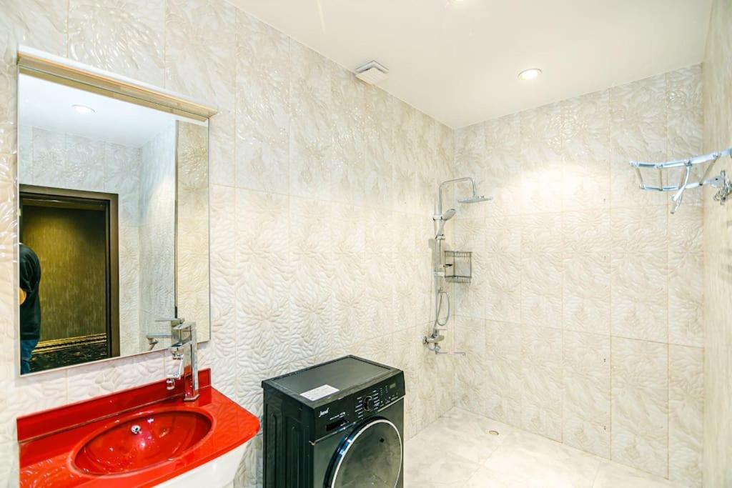 Apartment Bravo