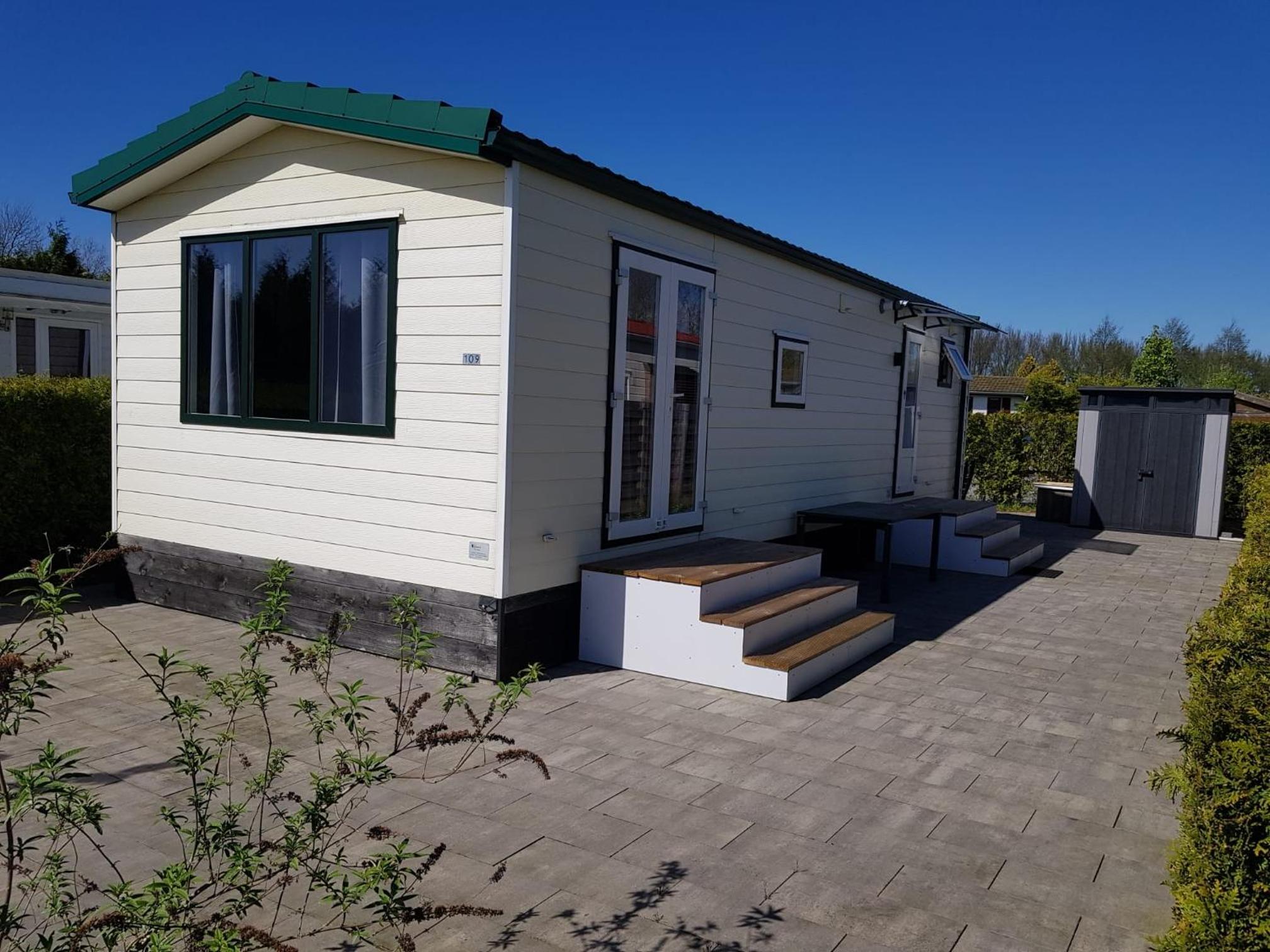 Cozy chalet near Amsterdam at Camping Venhop view 4