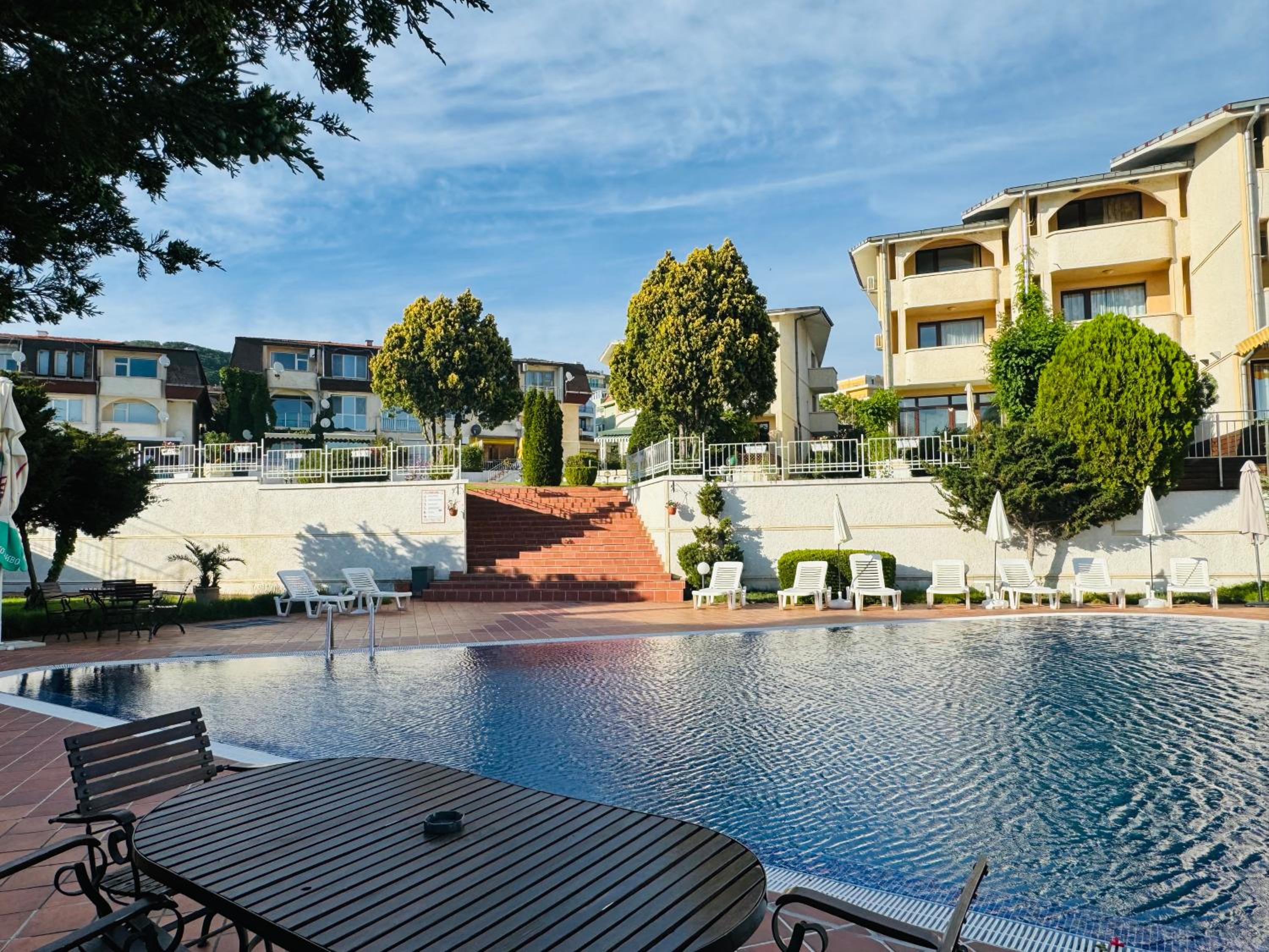 SUN PALACE 4 Apartment Sveti Vlas