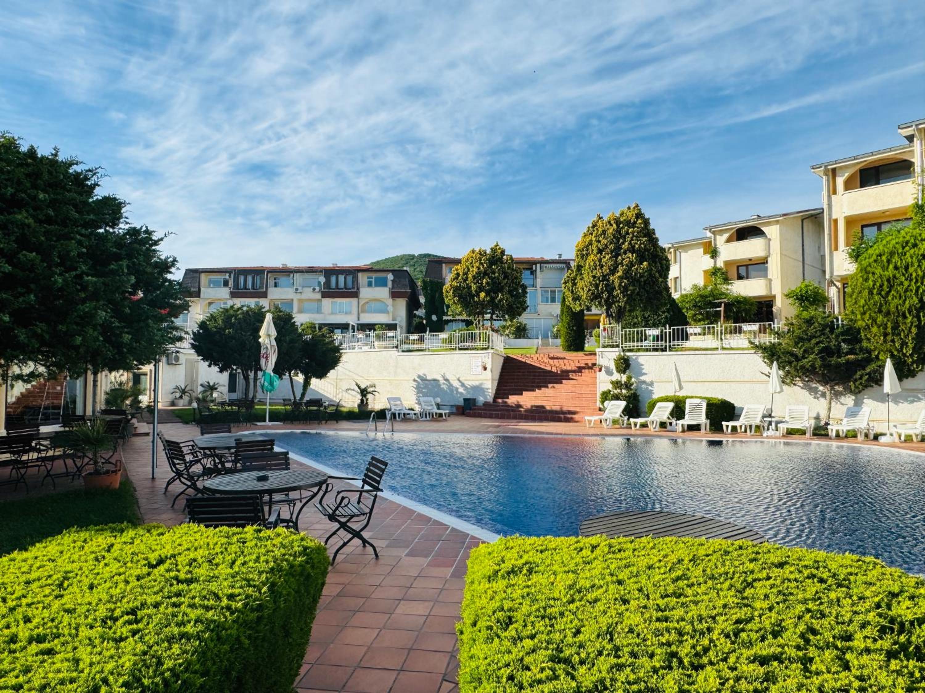 SUN PALACE 4 Apartment Sveti Vlas