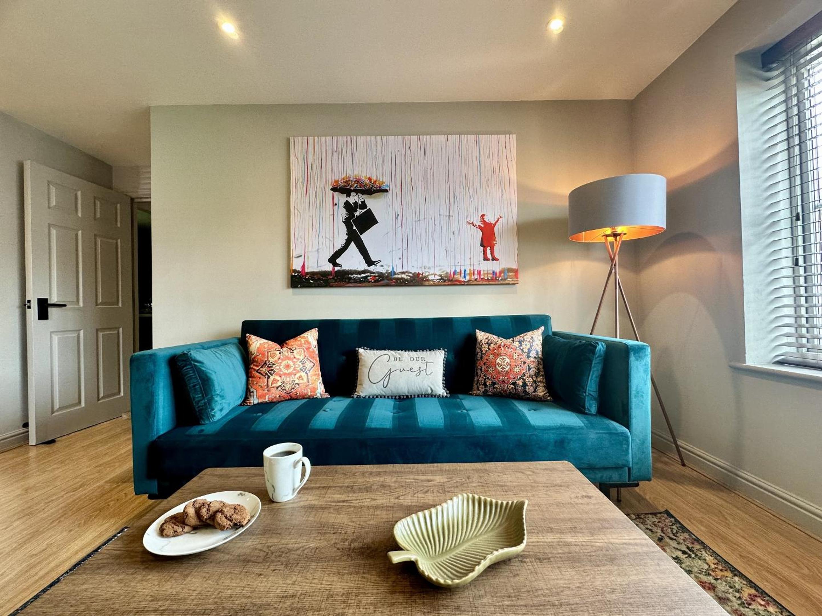 No48 - 2-bed Boutique Apartment - Hosted by Hutch Lifestyle view 3