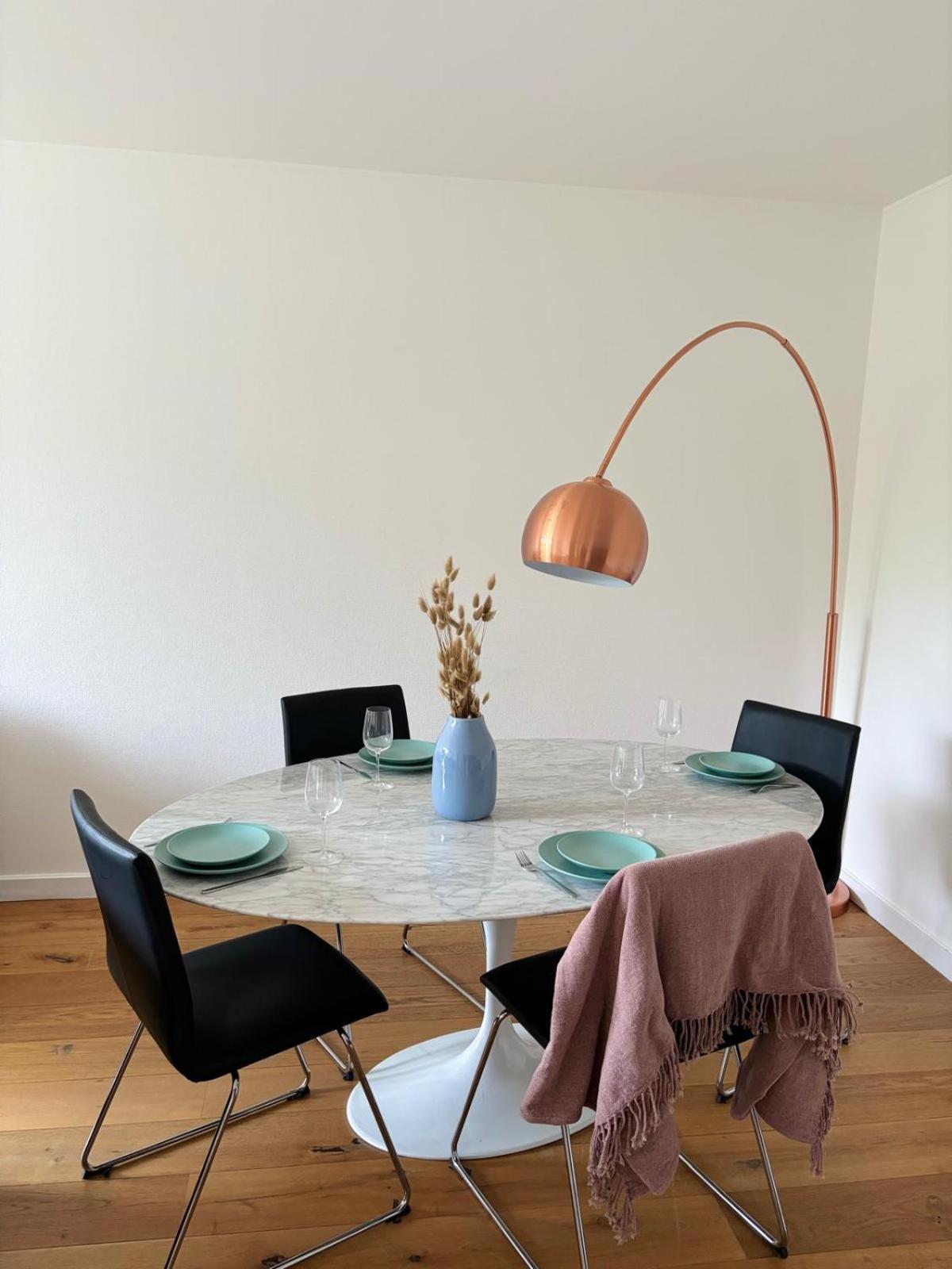 Charming Apartement Luxembourg City Center, Parking, Balcony view 3