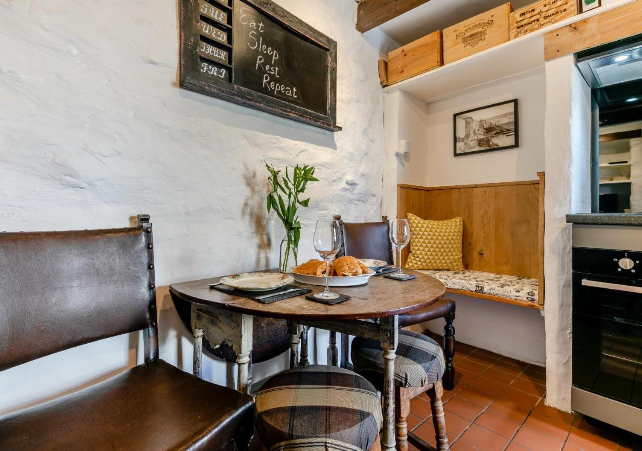 Market House - Mousehole view 3