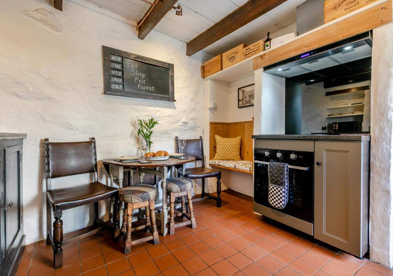 Market House - Mousehole view 5