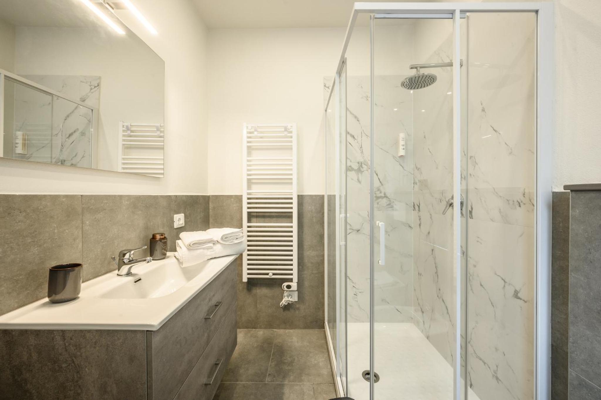 College Suites