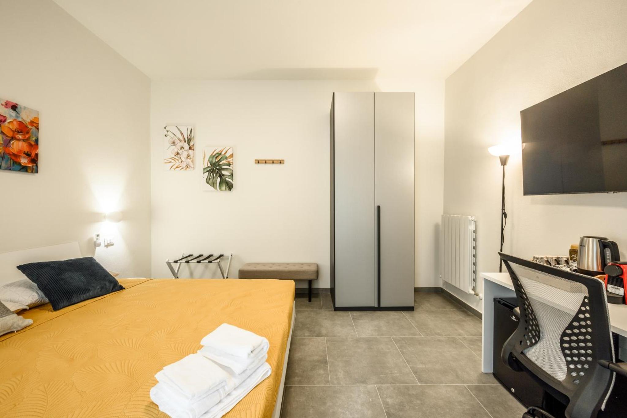 College Suites