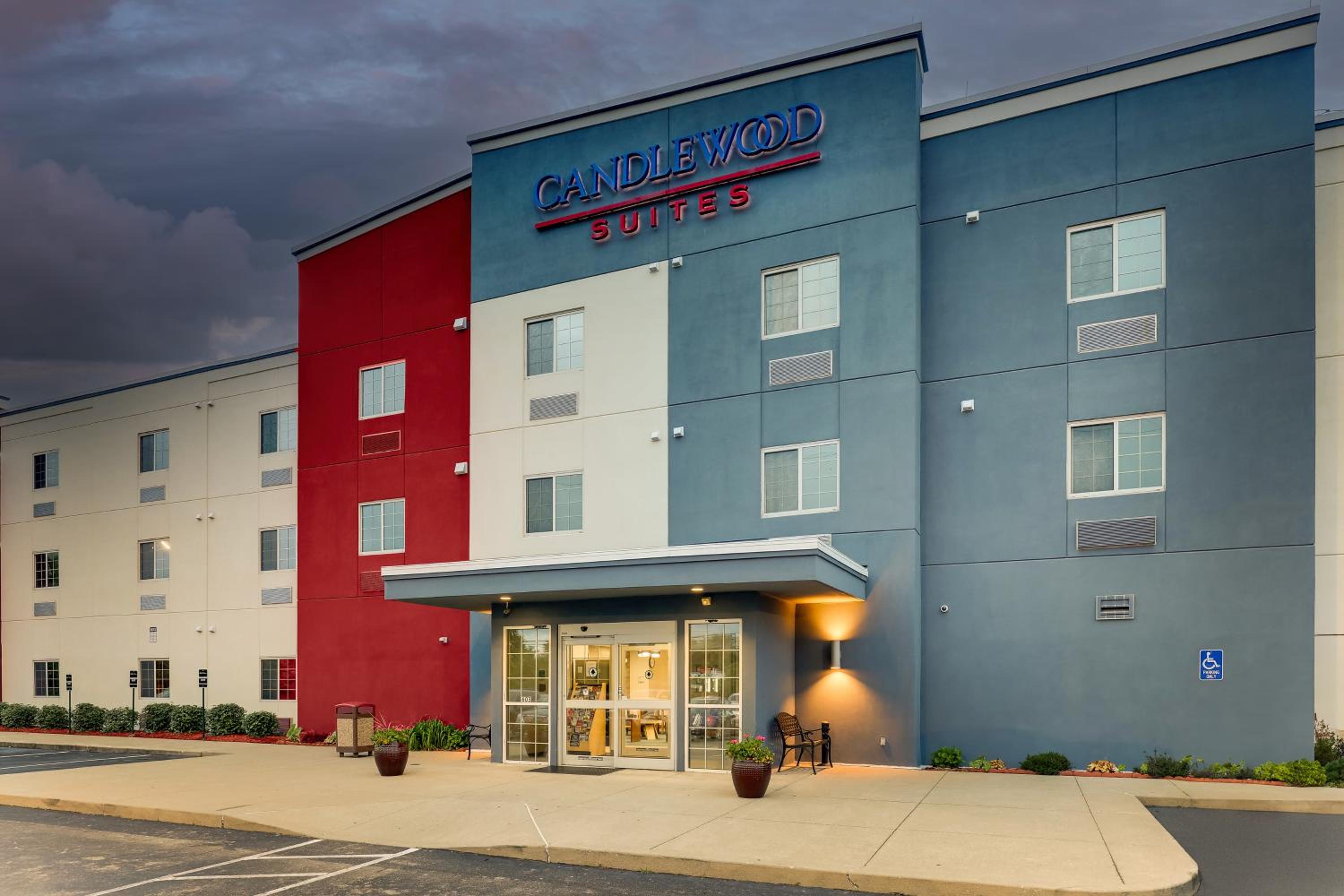 Lexington Vacations - Candlewood Suites Lexington, an IHG Hotel - Property Image 79