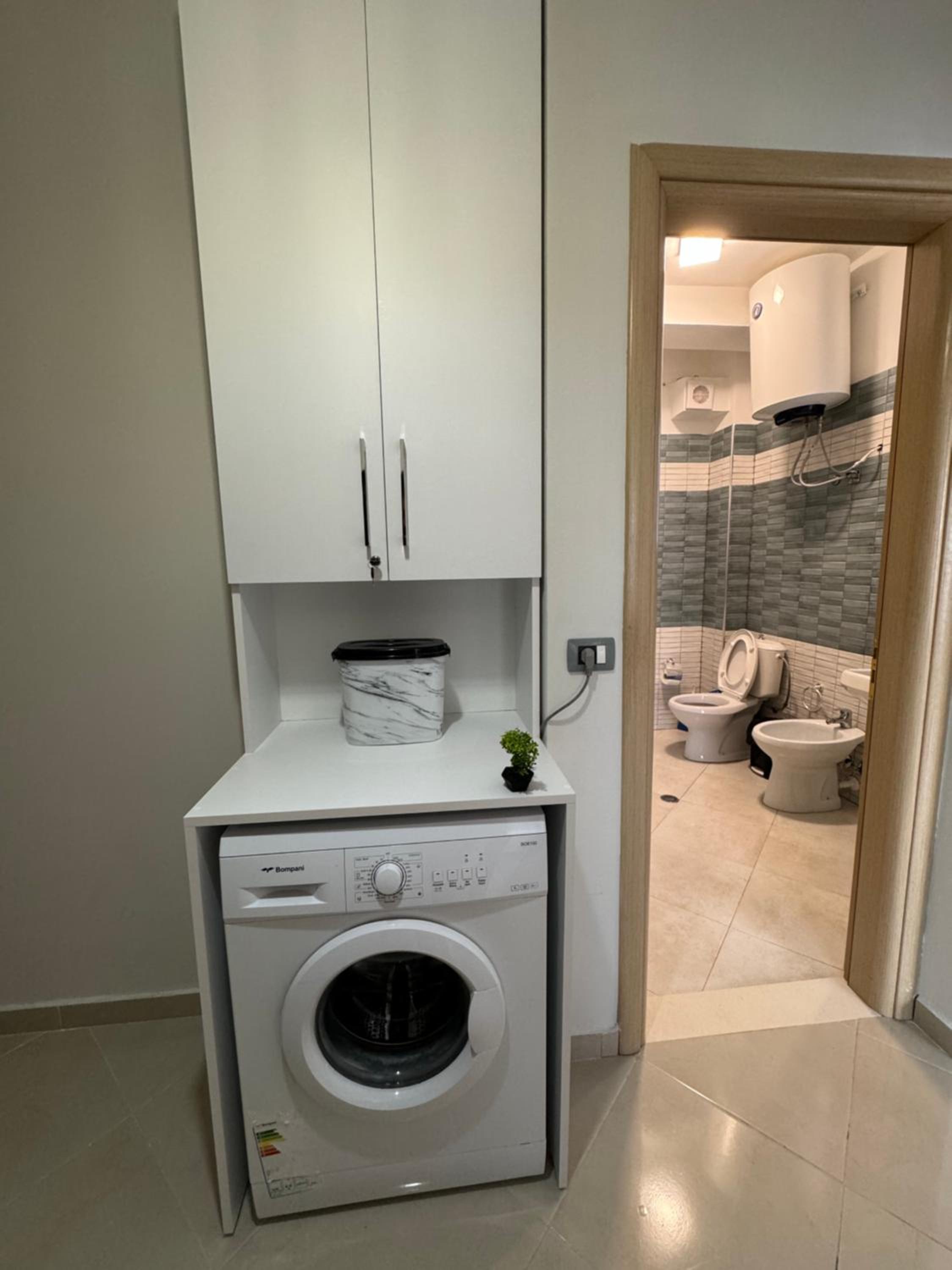 Vlora Centre Lions Gate 6 Apartment