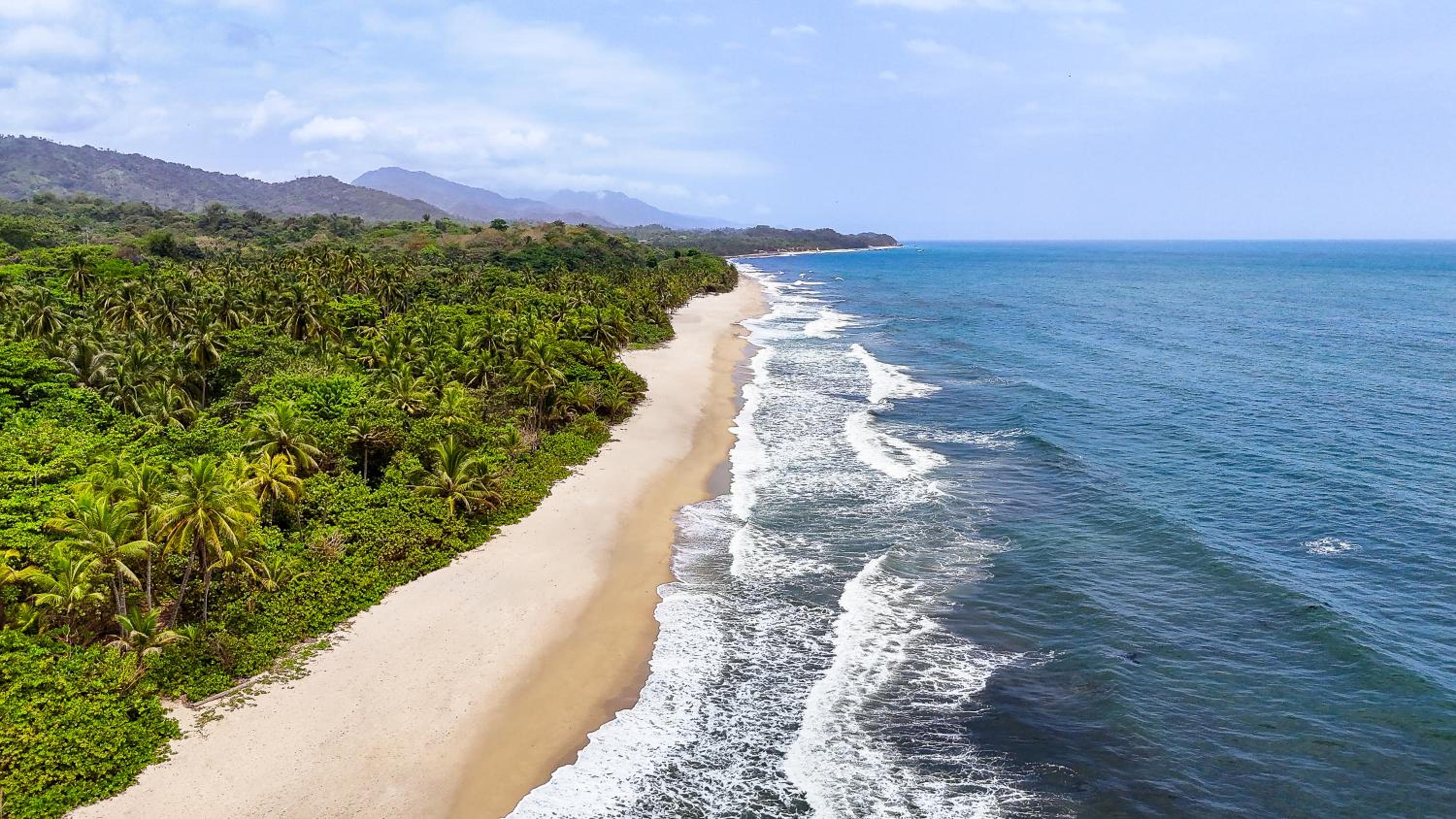 Hostal MOCAMBO BEACH