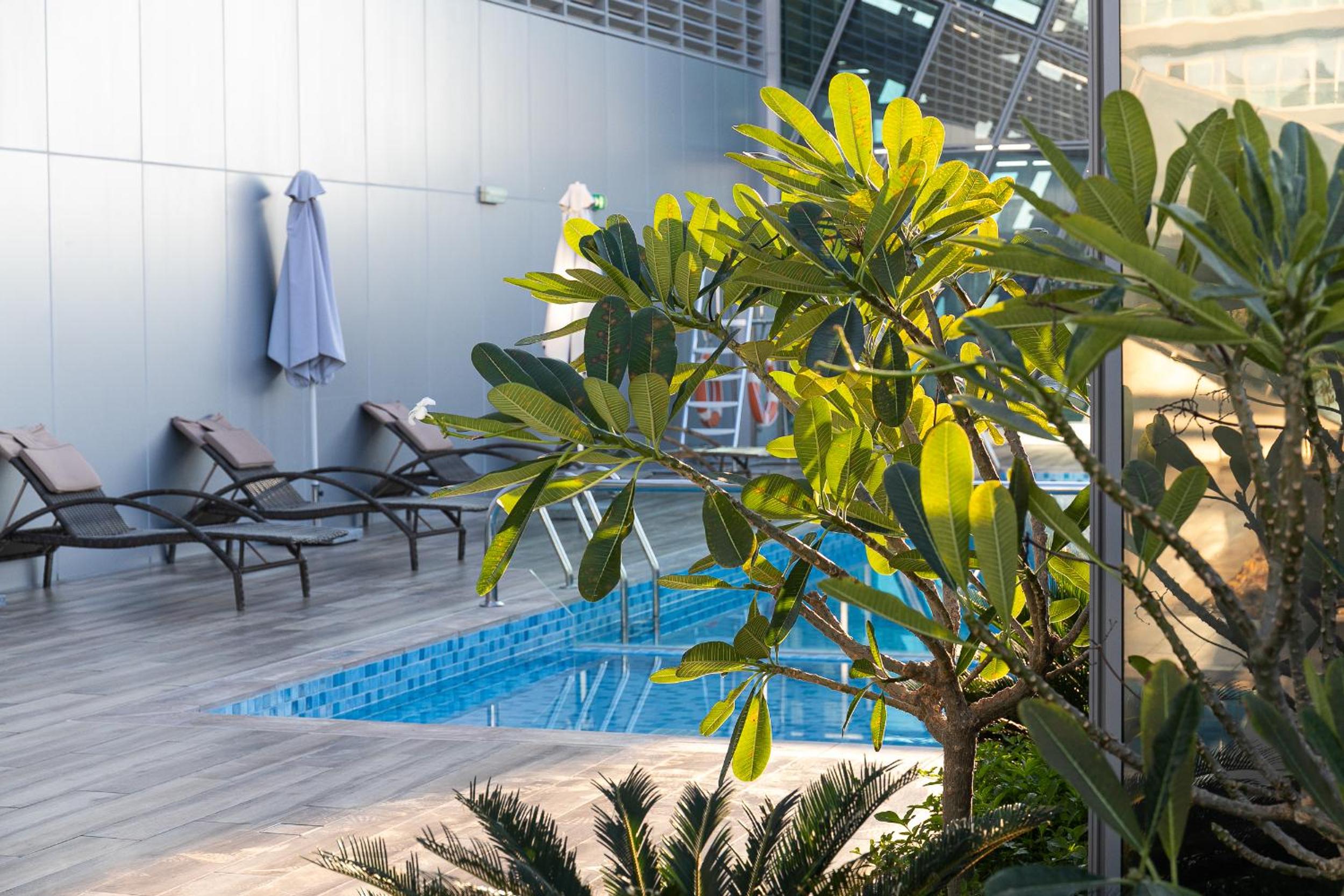 GLOBALSTAY J One Tower Apartments at Pearl of UAE