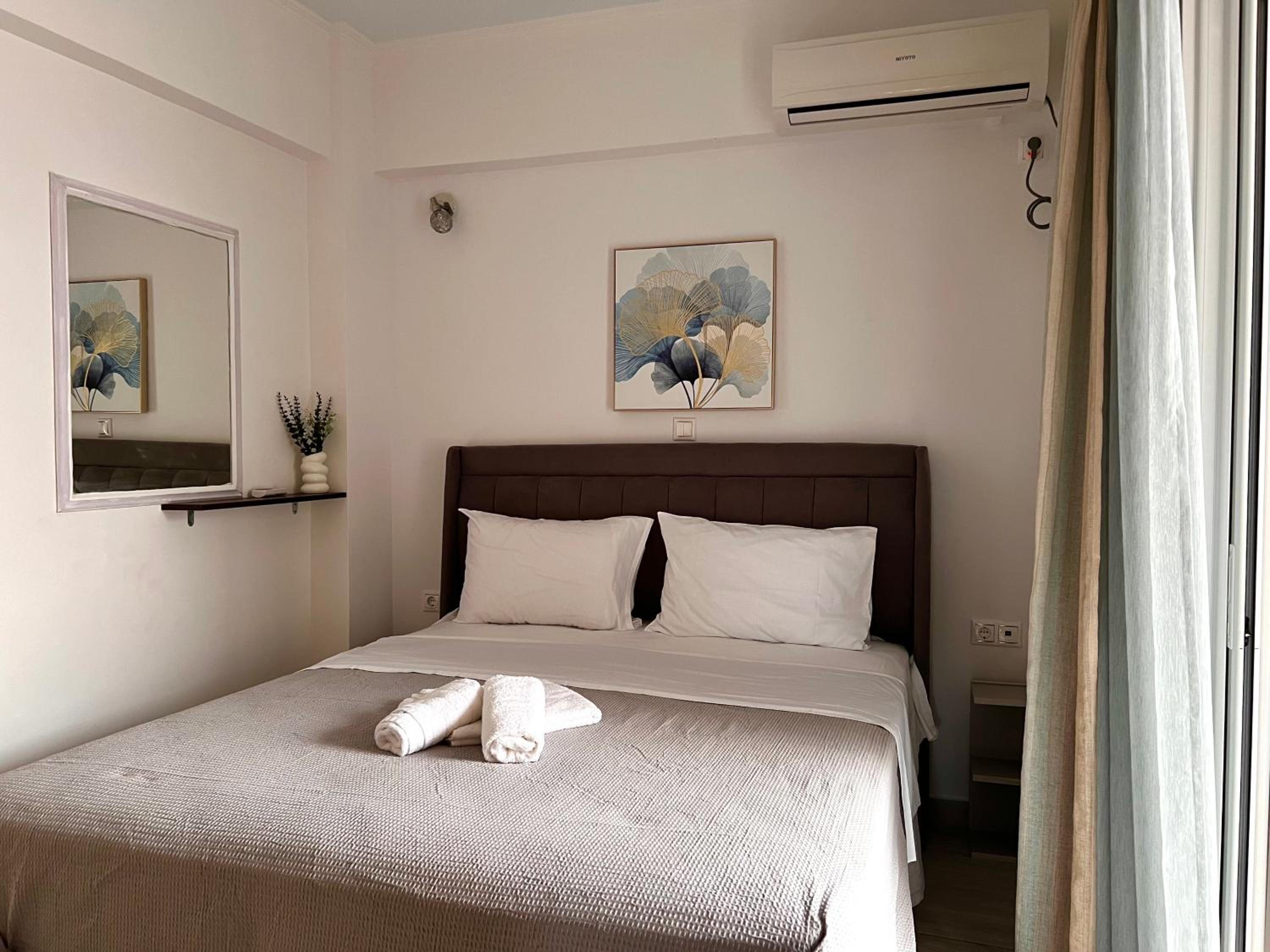 Beachfront Agia Marina Seafront Resort - Penthouse & Garden, Sleeps 9 view 4