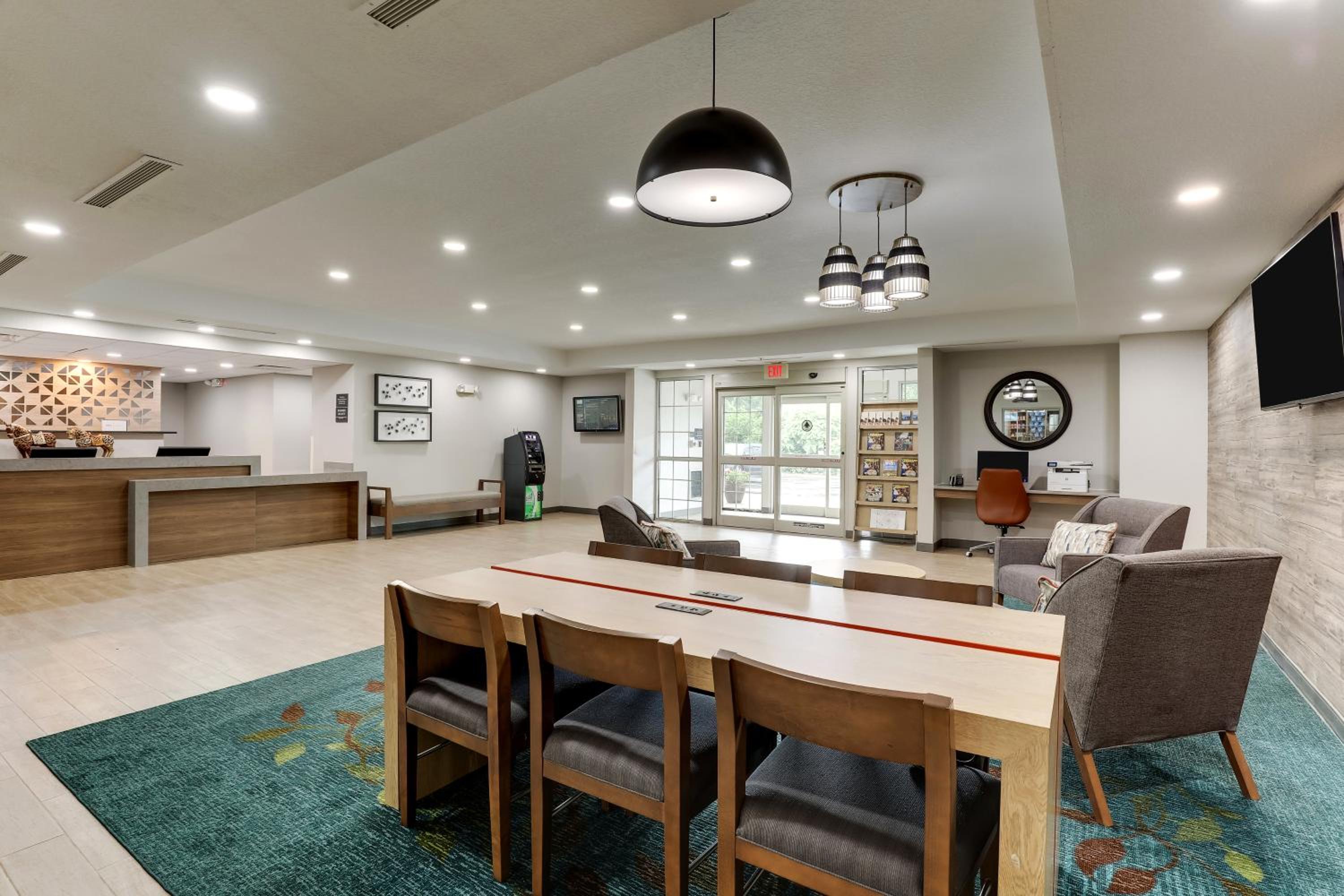 Lexington Vacations - Candlewood Suites Lexington, an IHG Hotel - Property Image 18