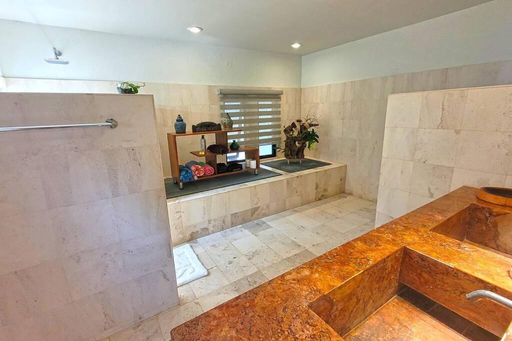 Casa Olivacea - Beachfront Villa