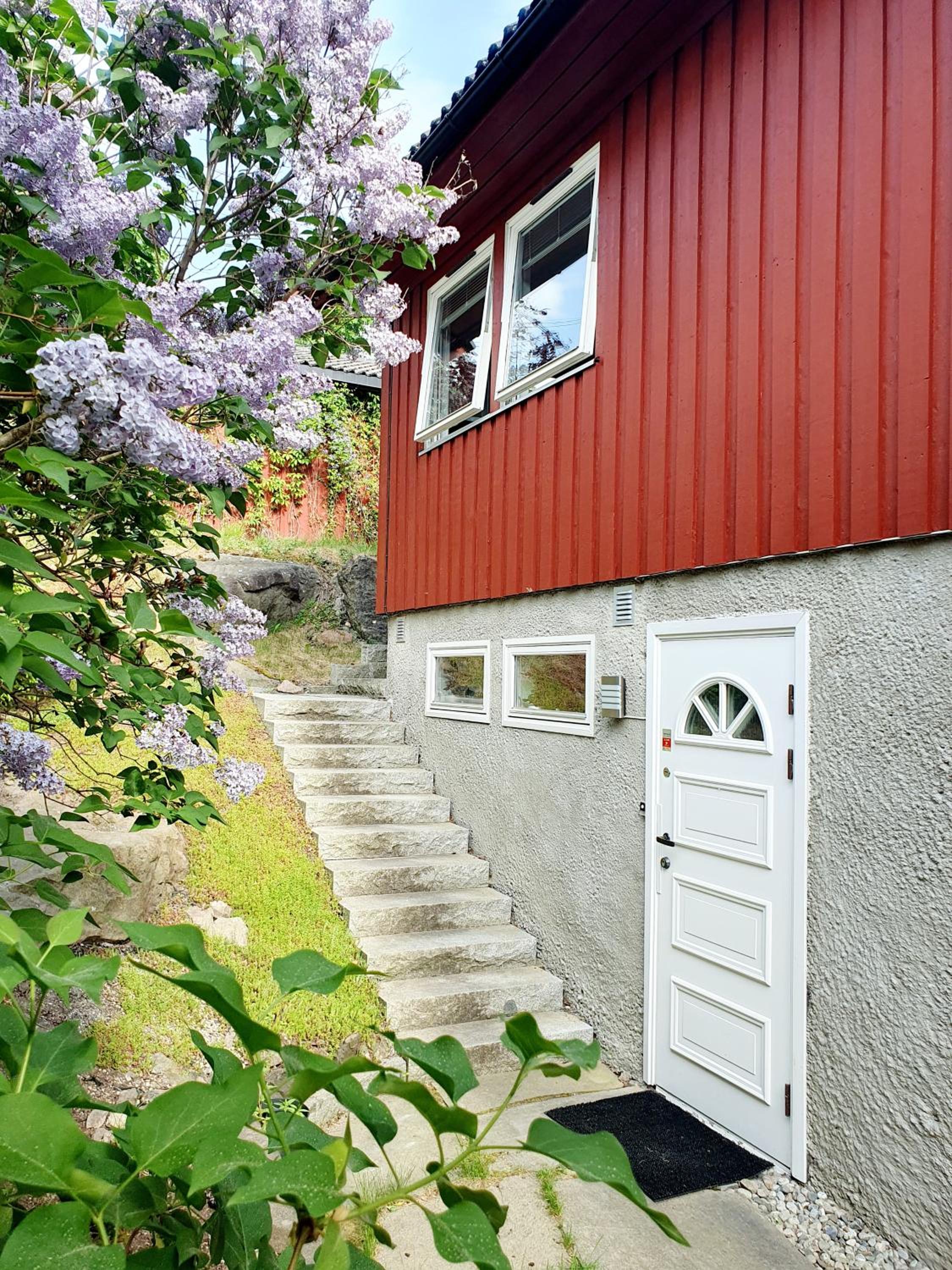 Tranquil Apartment in Picturesque Neighborhood view 3