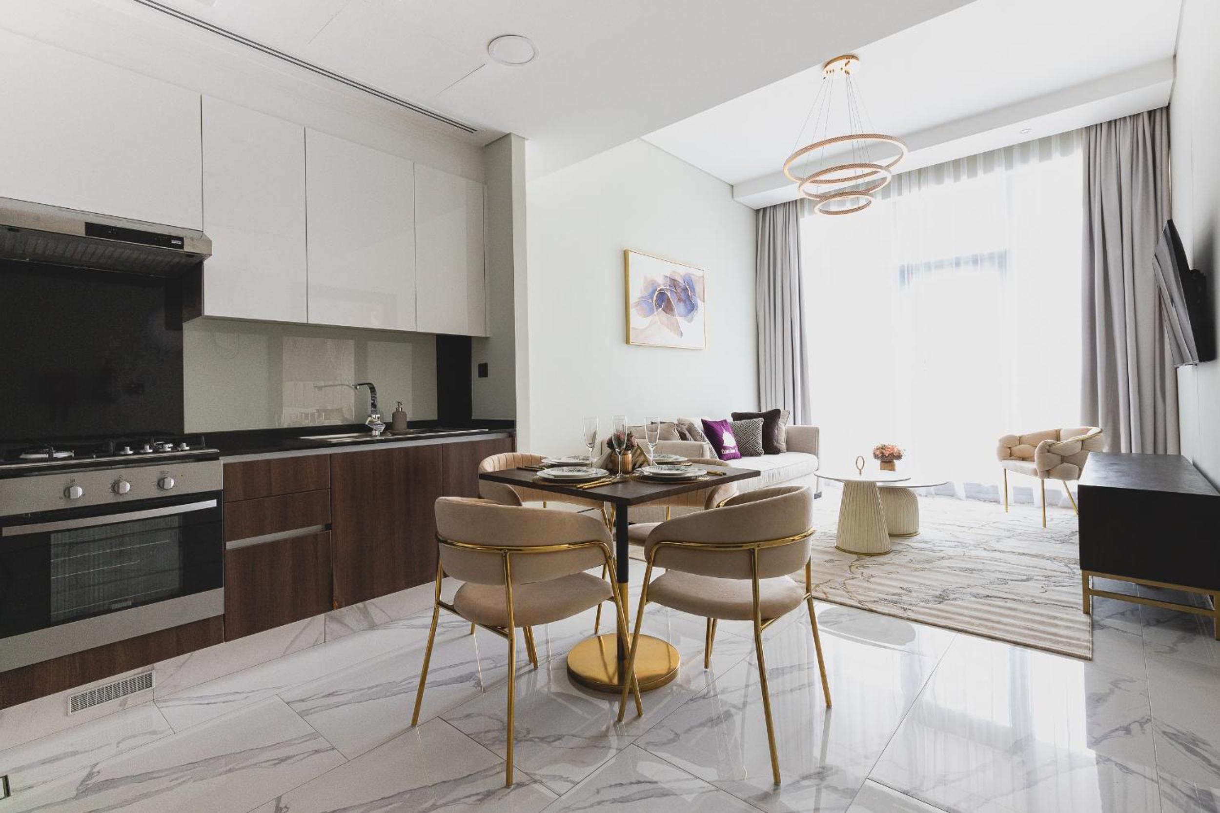 GLOBALSTAY J One Tower Apartments at Pearl of UAE