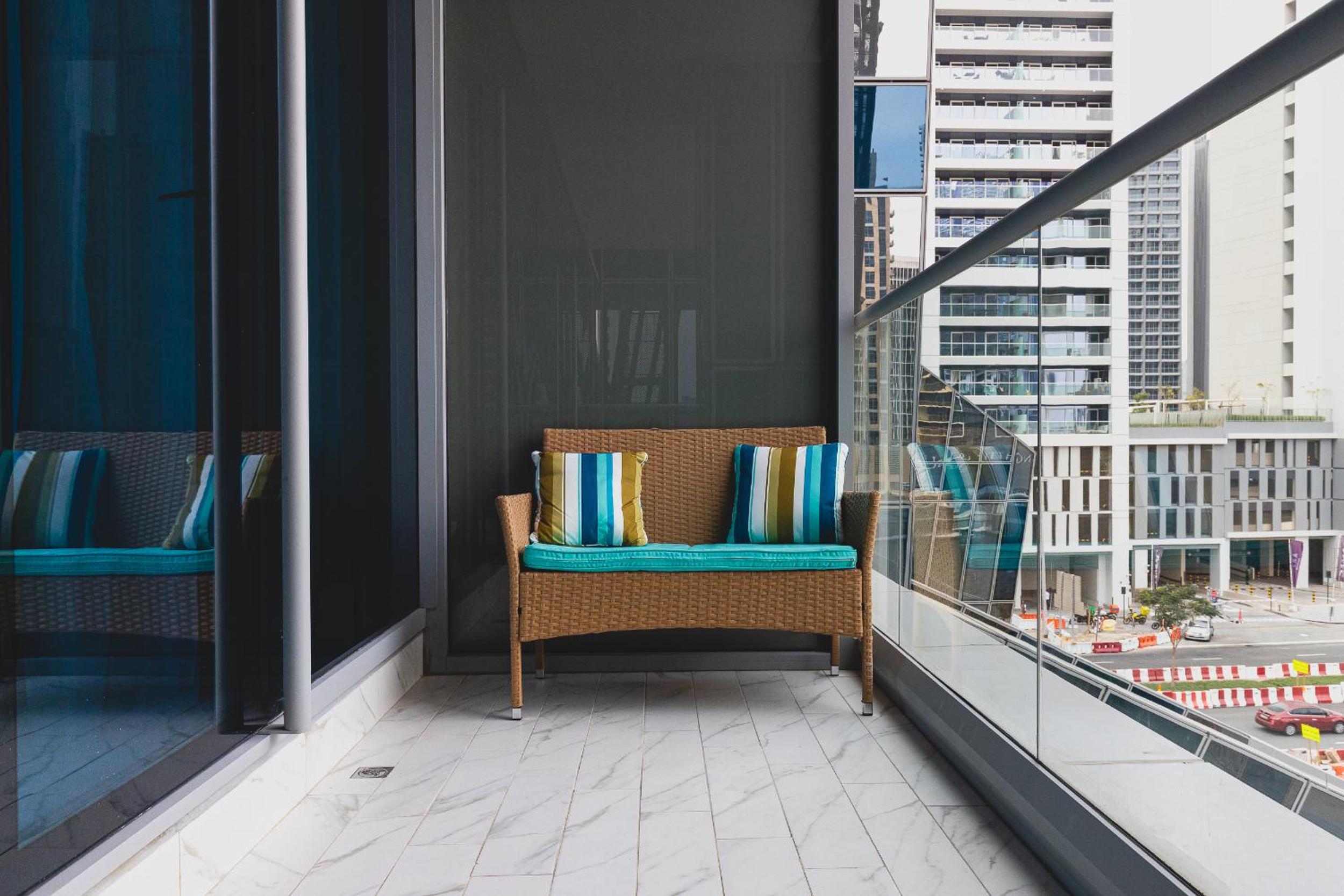 GLOBALSTAY J One Tower Apartments at Pearl of UAE