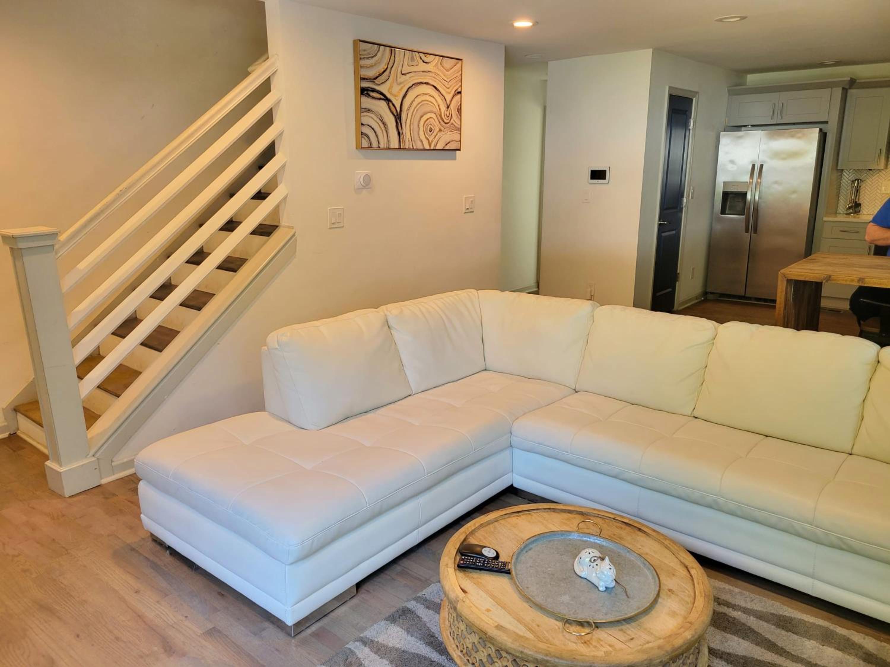 Westside Charmer - 10 min from Downtown view 4