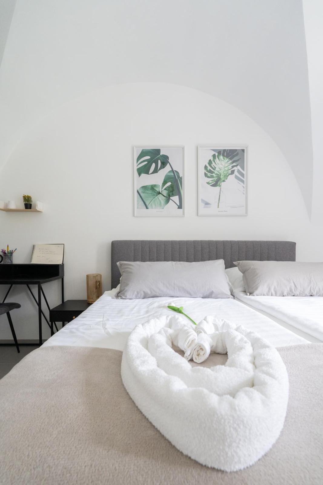 Live Work Relax in Wachau - 60m2 Perfect for Any Occasion with Garden