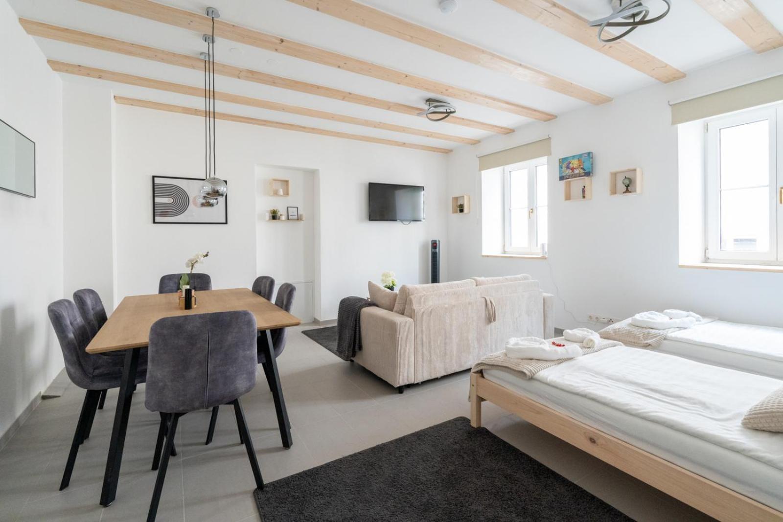 Live Work Relax in Wachau - 60m2 Perfect for Any Occasion with Garden