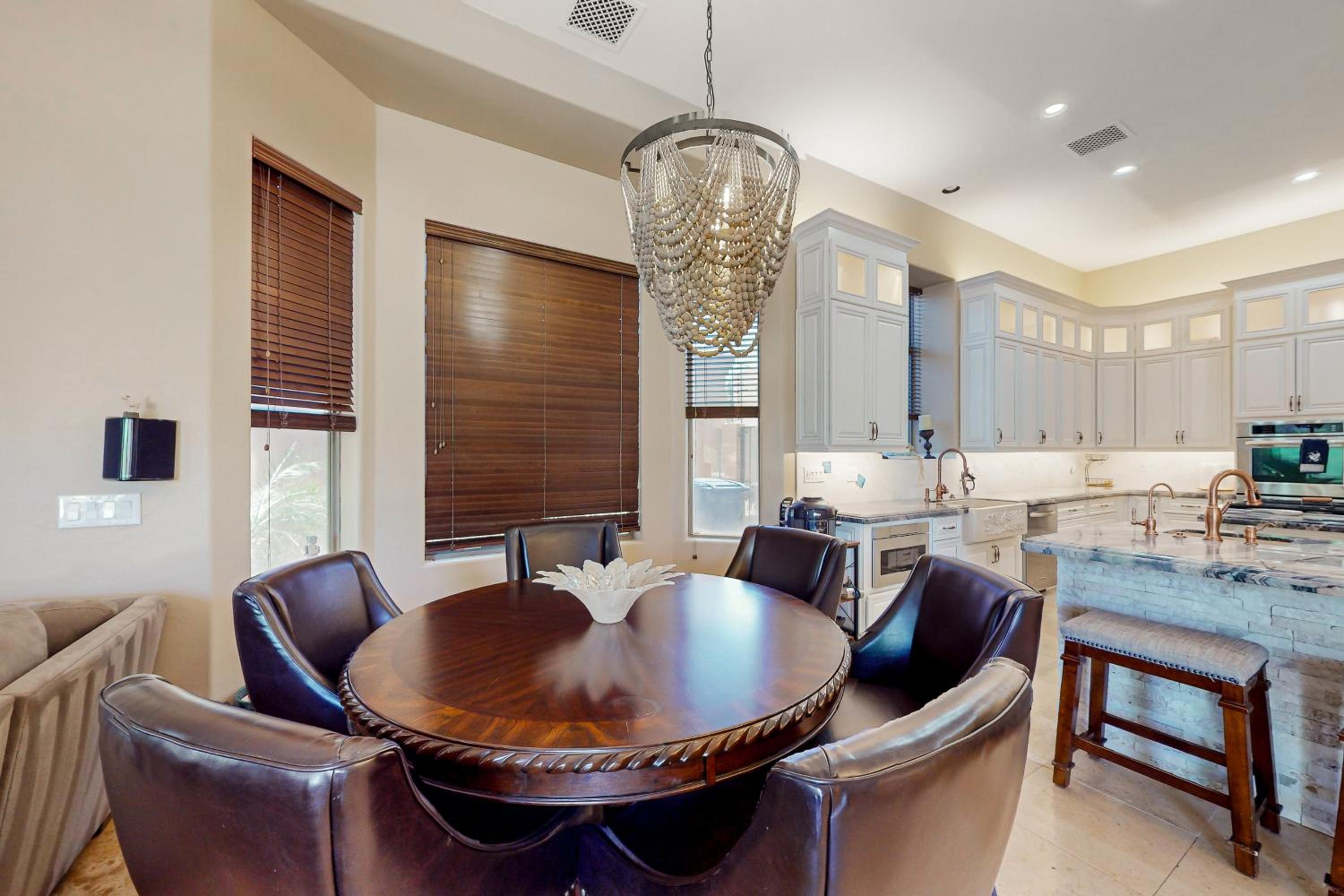 Saltwater Pool and Fire Pit Luxe Queen Creek Oasis!