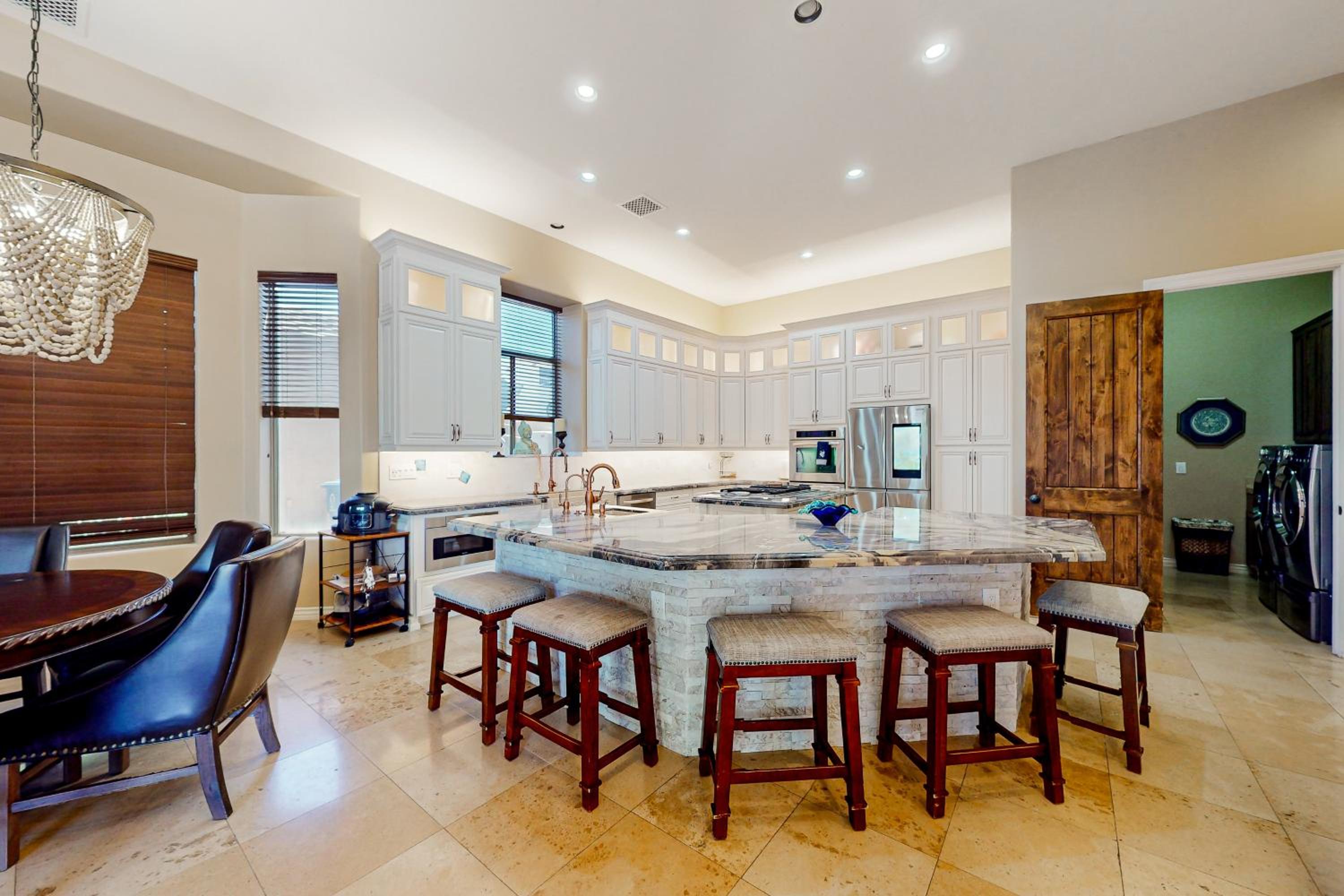 Saltwater Pool and Fire Pit Luxe Queen Creek Oasis!