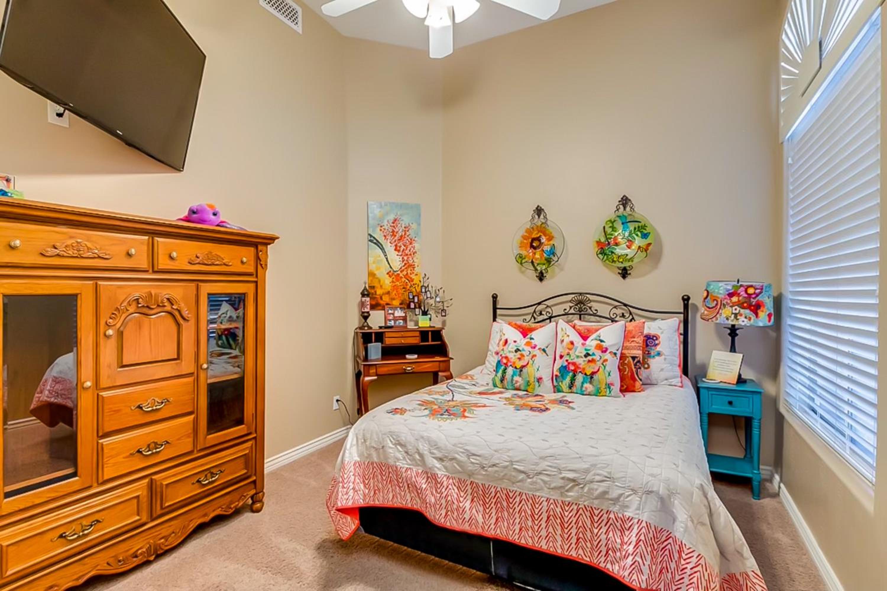 Saltwater Pool and Fire Pit Luxe Queen Creek Oasis!