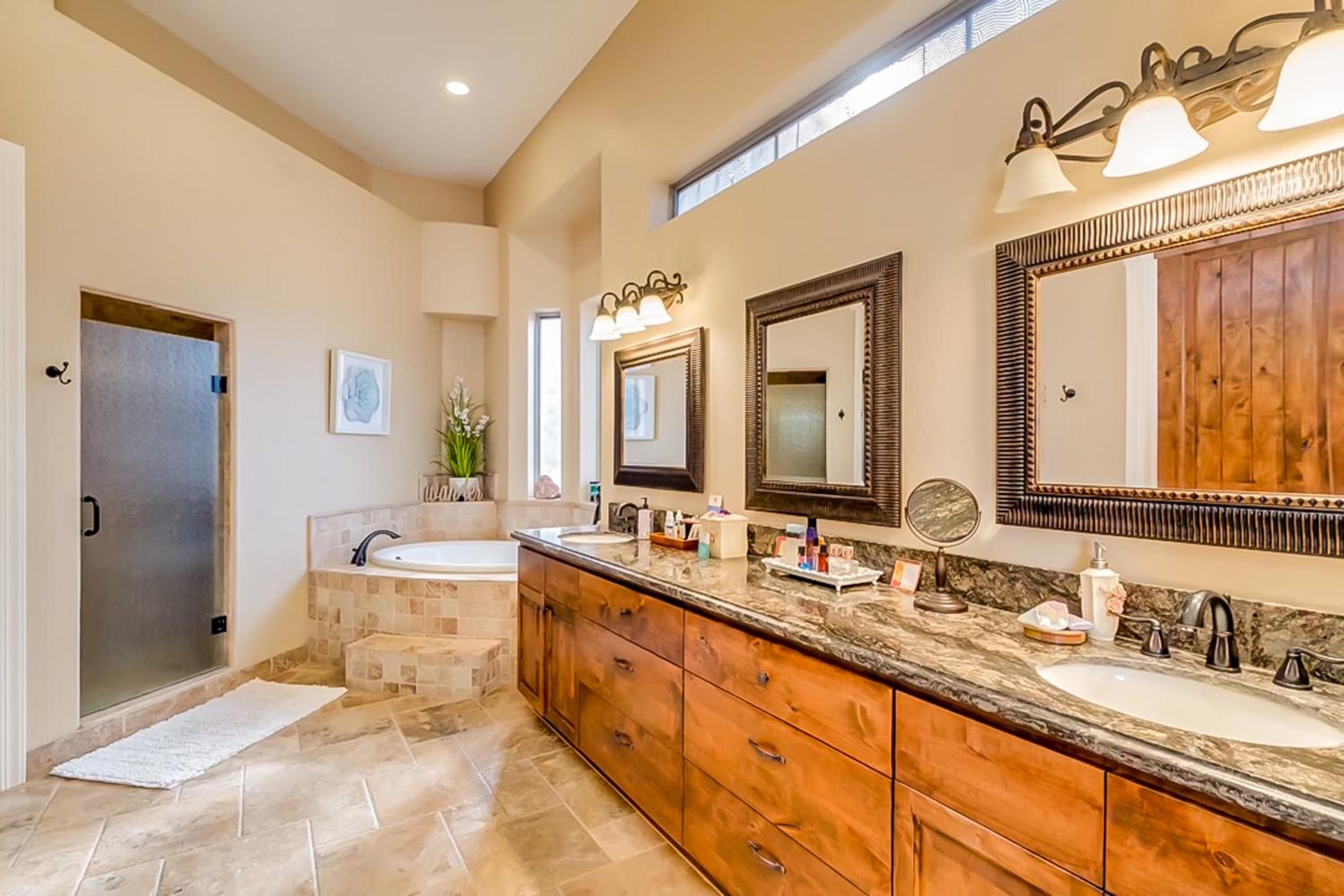 Saltwater Pool and Fire Pit Luxe Queen Creek Oasis!