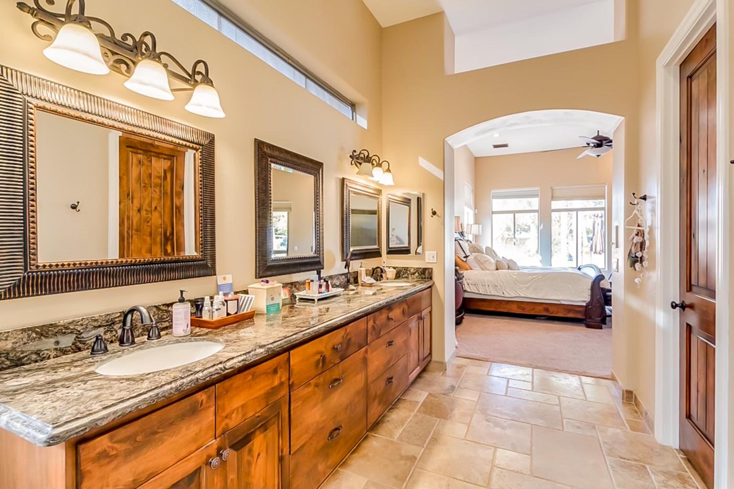 Saltwater Pool and Fire Pit Luxe Queen Creek Oasis!
