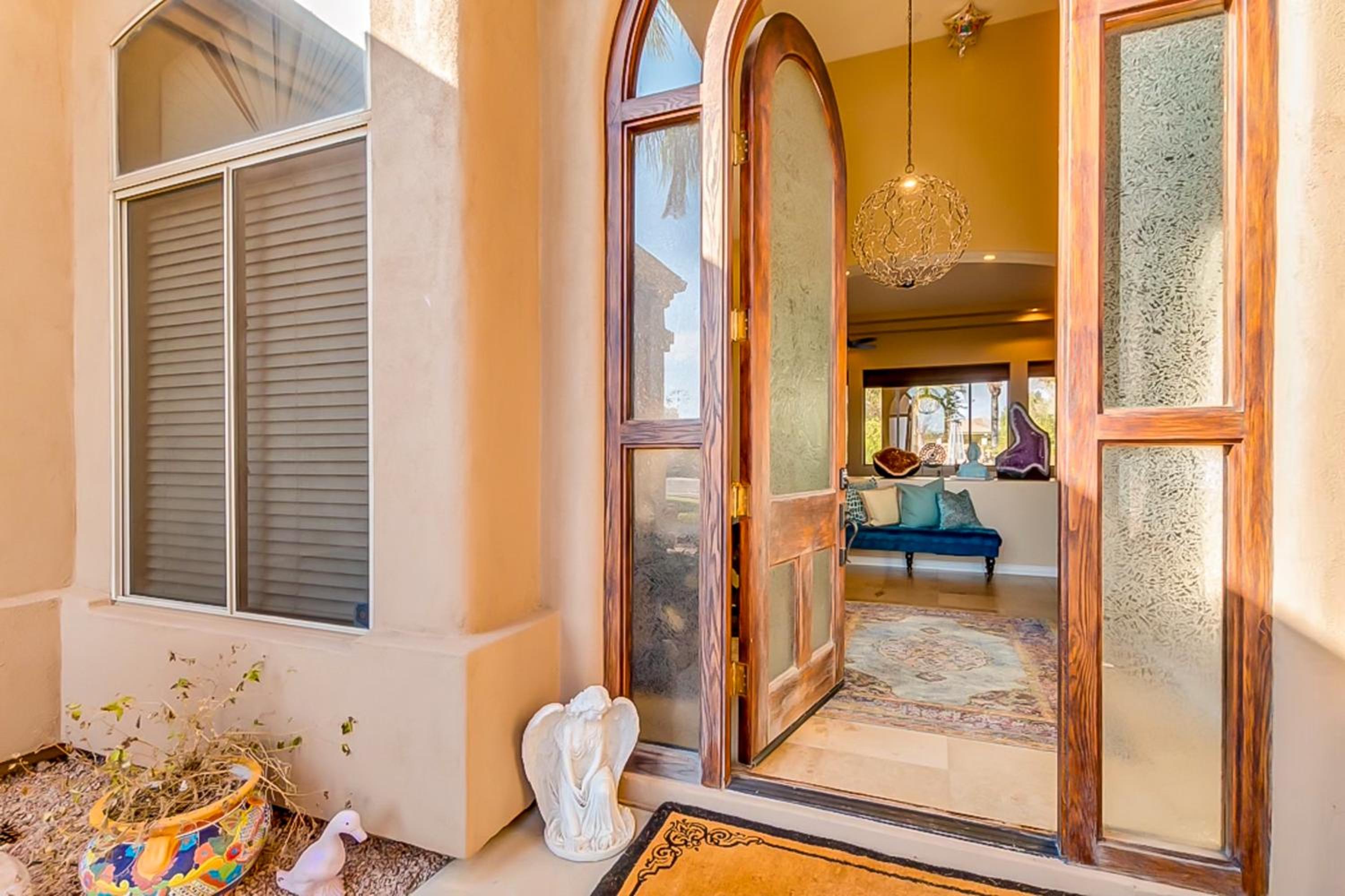 Saltwater Pool and Fire Pit Luxe Queen Creek Oasis!