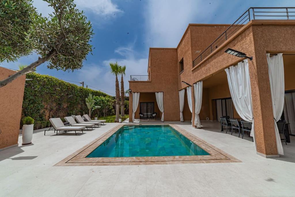 Villa Elyana 4 Chambres a Marrakech view 2