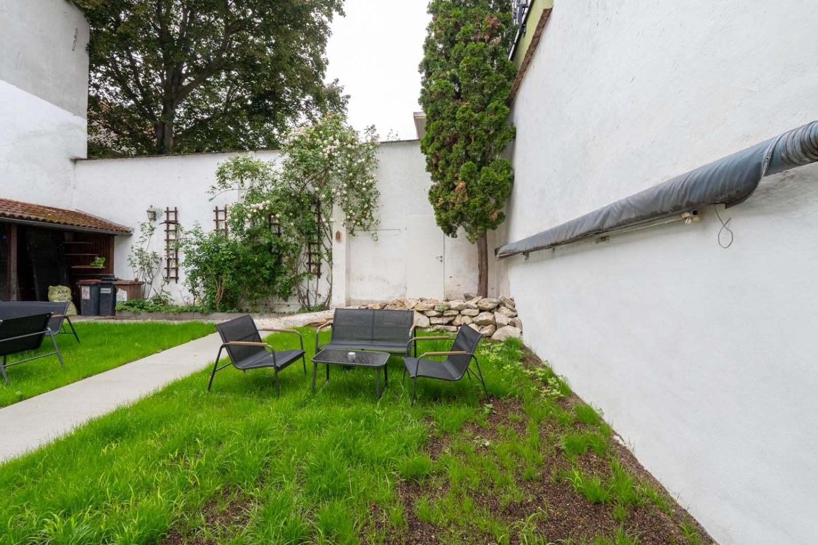 Tranquil Wachau Escape - 45m2 with Outdoor Terrace