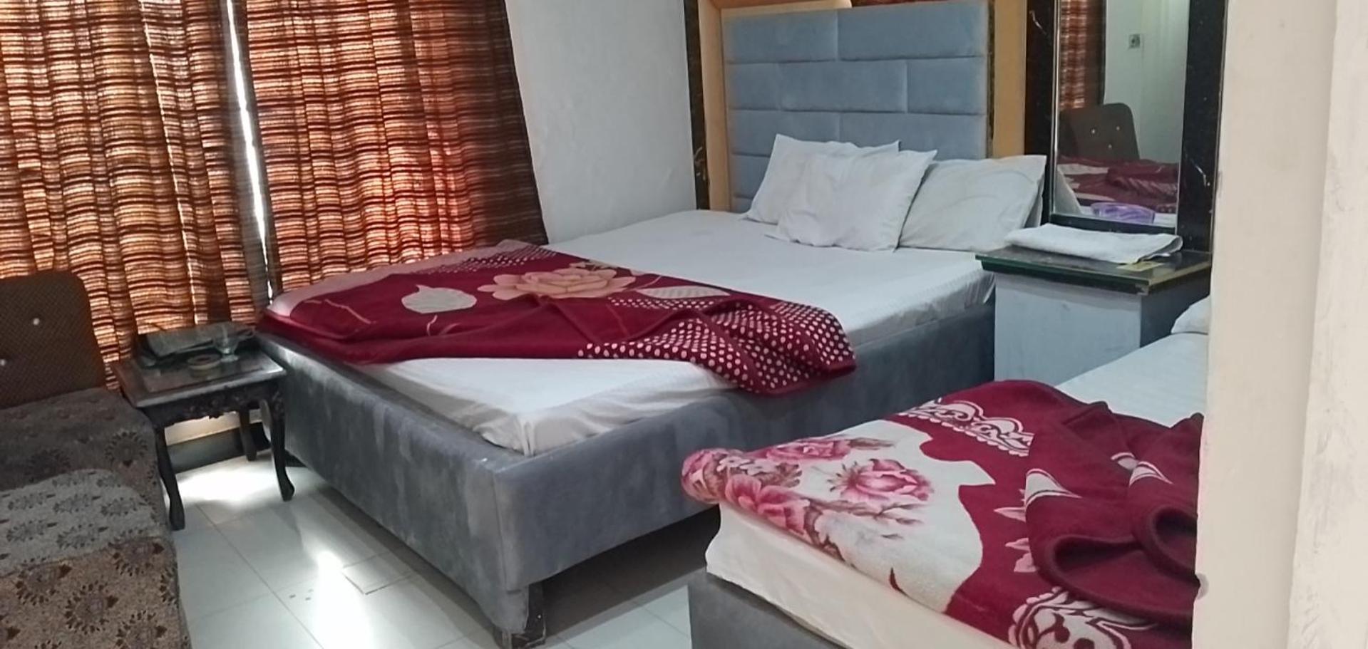 hotel expo view johar town