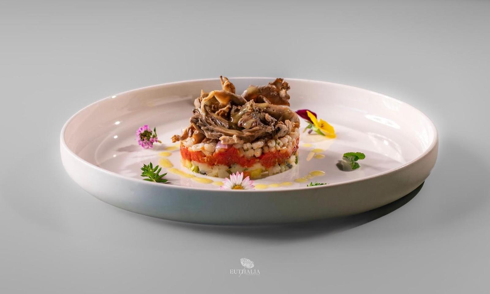 Chalet Euthalia Restaurant & Suites view 2